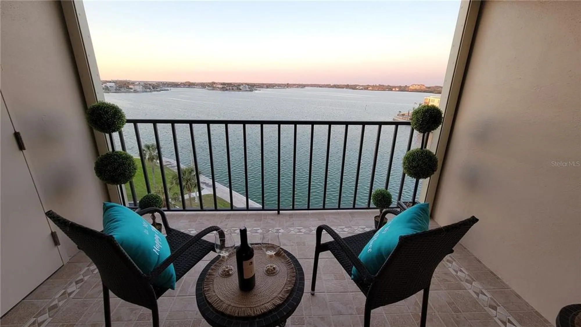 Property Slideshow image 66 of 100 | 7700 sun island dr 608, South Pasadena, FL, 33707
