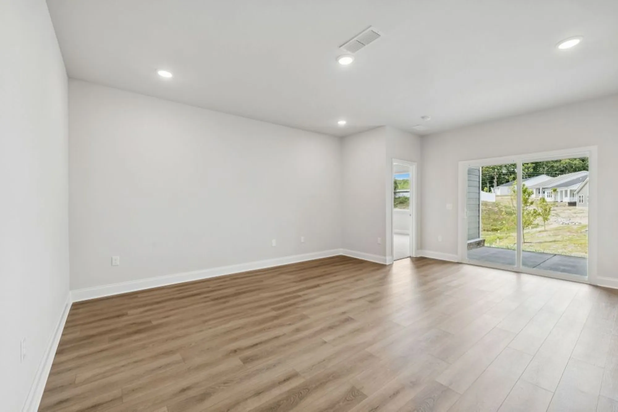 Property Slideshow image 9 of 50 | 2828 bison ct, Antioch, TN, 37013