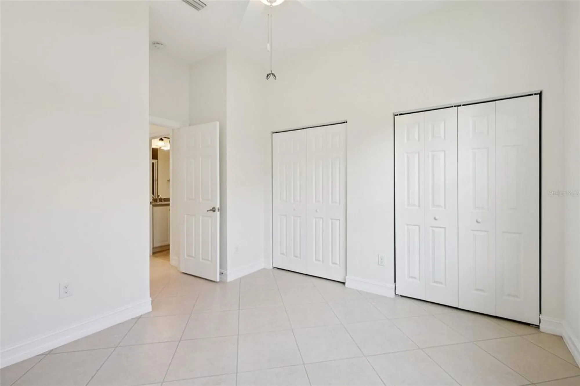 Property Slideshow image 34 of 53 | 5004 sandy brook cir, Wimauma, FL, 33598