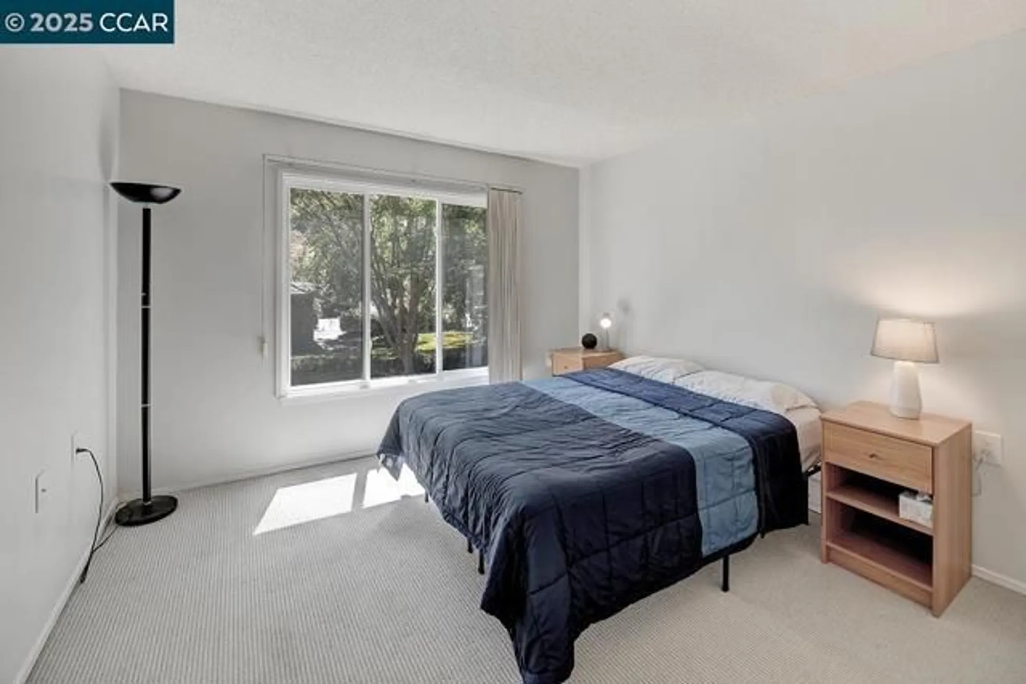 Property Slideshow image 20 of 43 | 1427 rockledge ln apt 5, Walnut Creek, CA, 94595