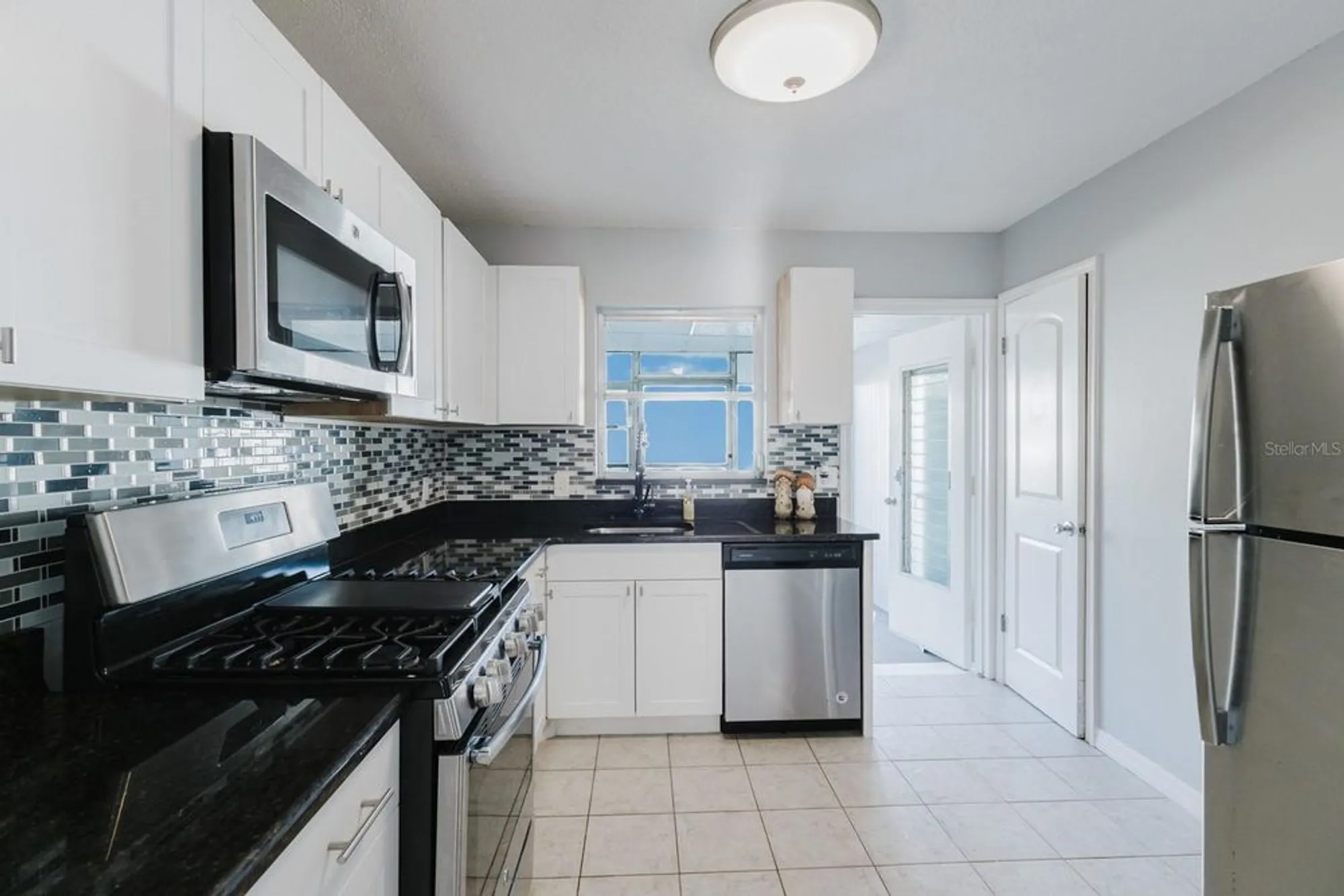 Property Slideshow image 11 of 54 | 9905 dahlia st n # 27, Pinellas Park, FL, 33782