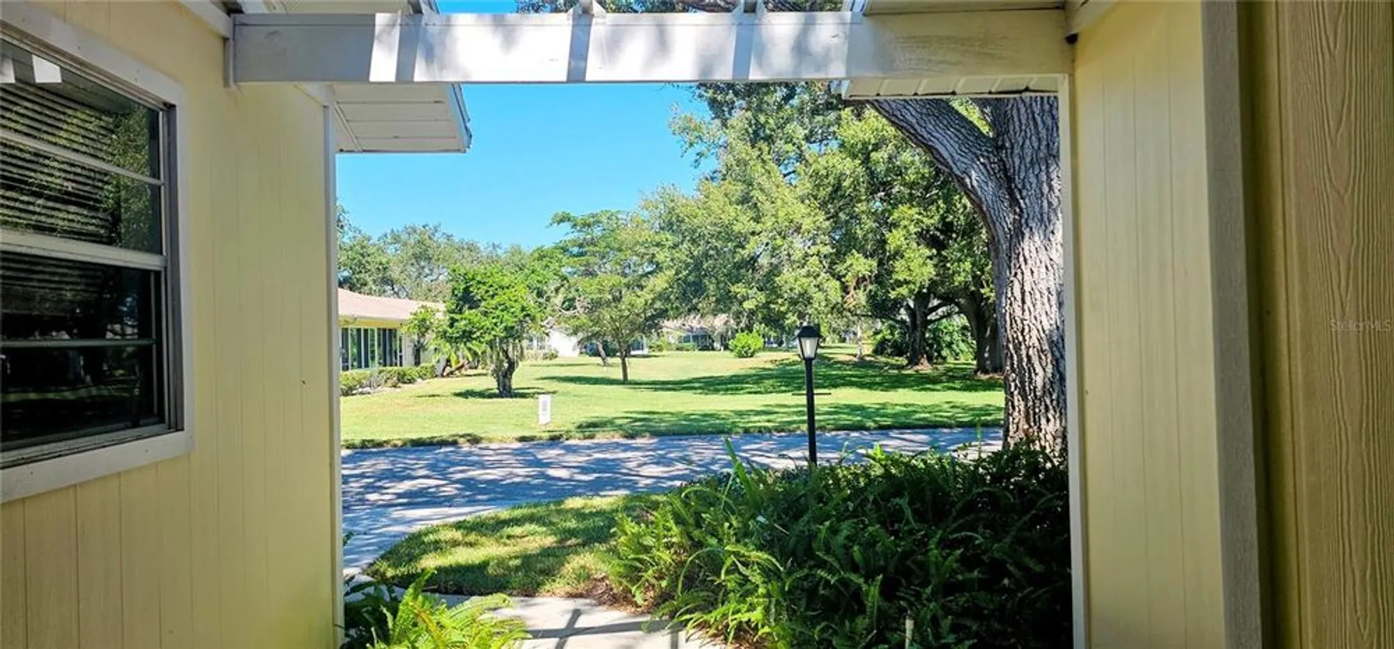 Property Slideshow image 2 of 26 | 4297 oakhurst cir 3051, Sarasota, FL, 34233
