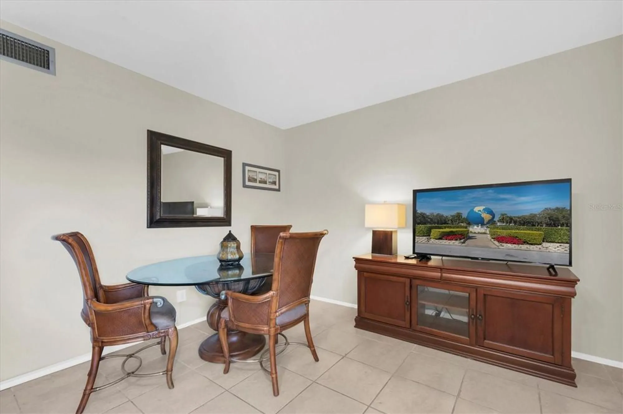 Property Slideshow image 9 of 26 | 2042 australia way 78, Clearwater, FL, 33763
