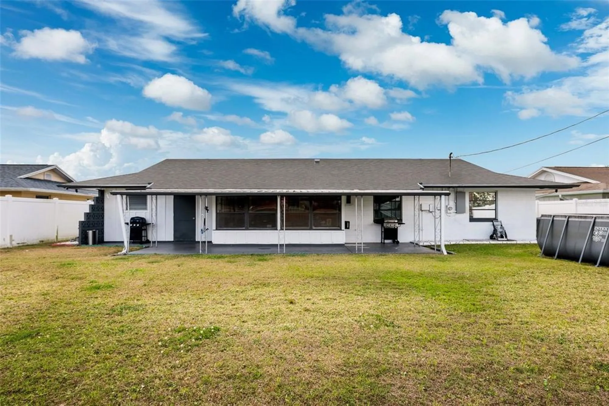 Property Slideshow image 2 of 19 | 1205 hacienda dr, Sun City Center, FL, 33573