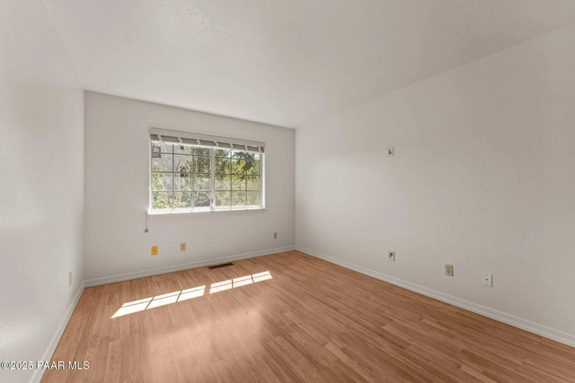 Property Slideshow image 9 of 51 | 895 sunrise blvd, Prescott, AZ, 86301