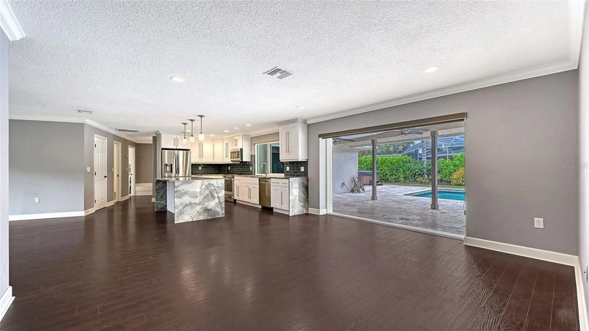 Property Slideshow image 9 of 64 | 8010 conservatory dr, Sarasota, FL, 34243