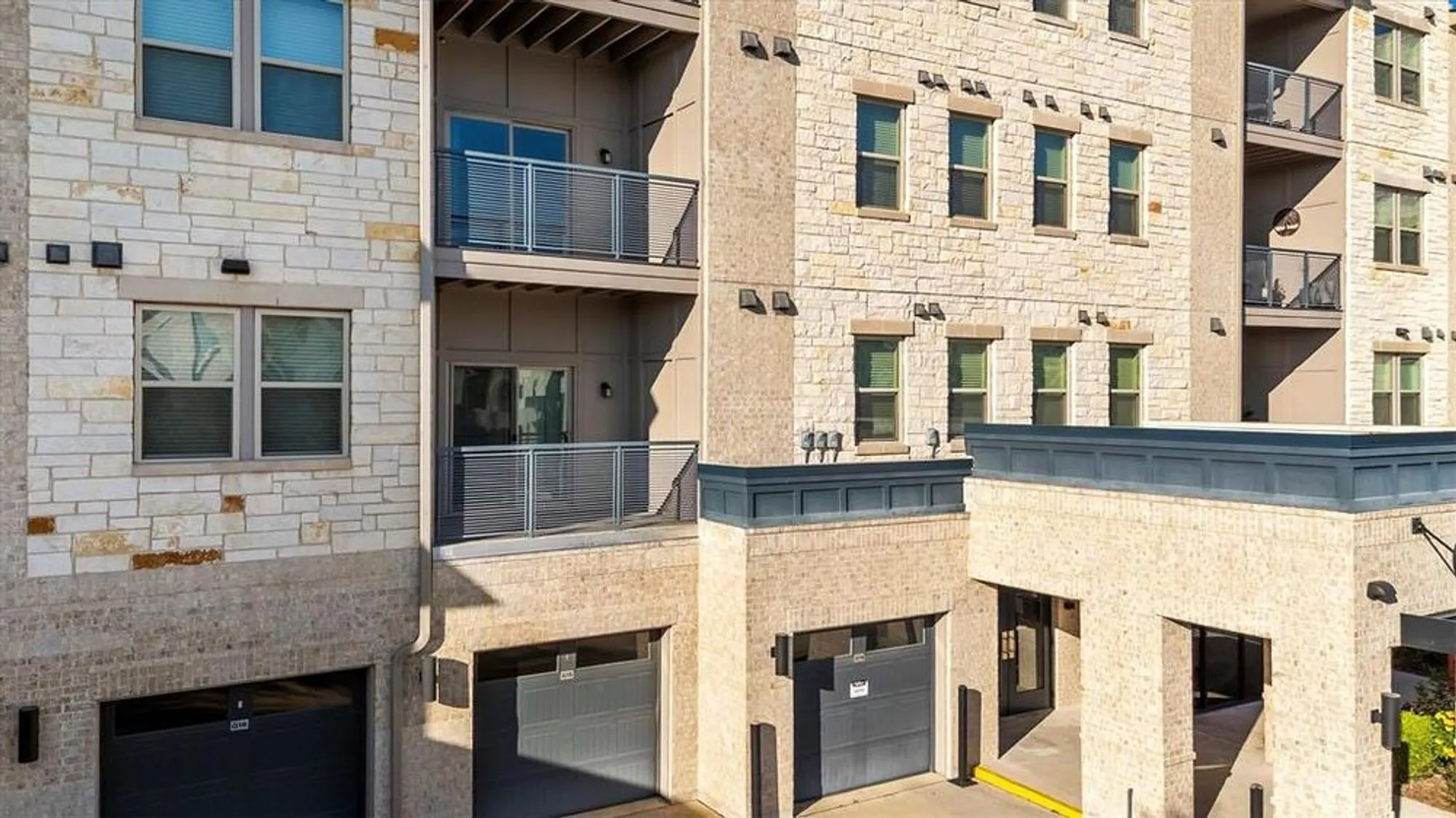 Property Slideshow image 25 of 30 | 651 n watters rd 7202, Allen, TX, 75013