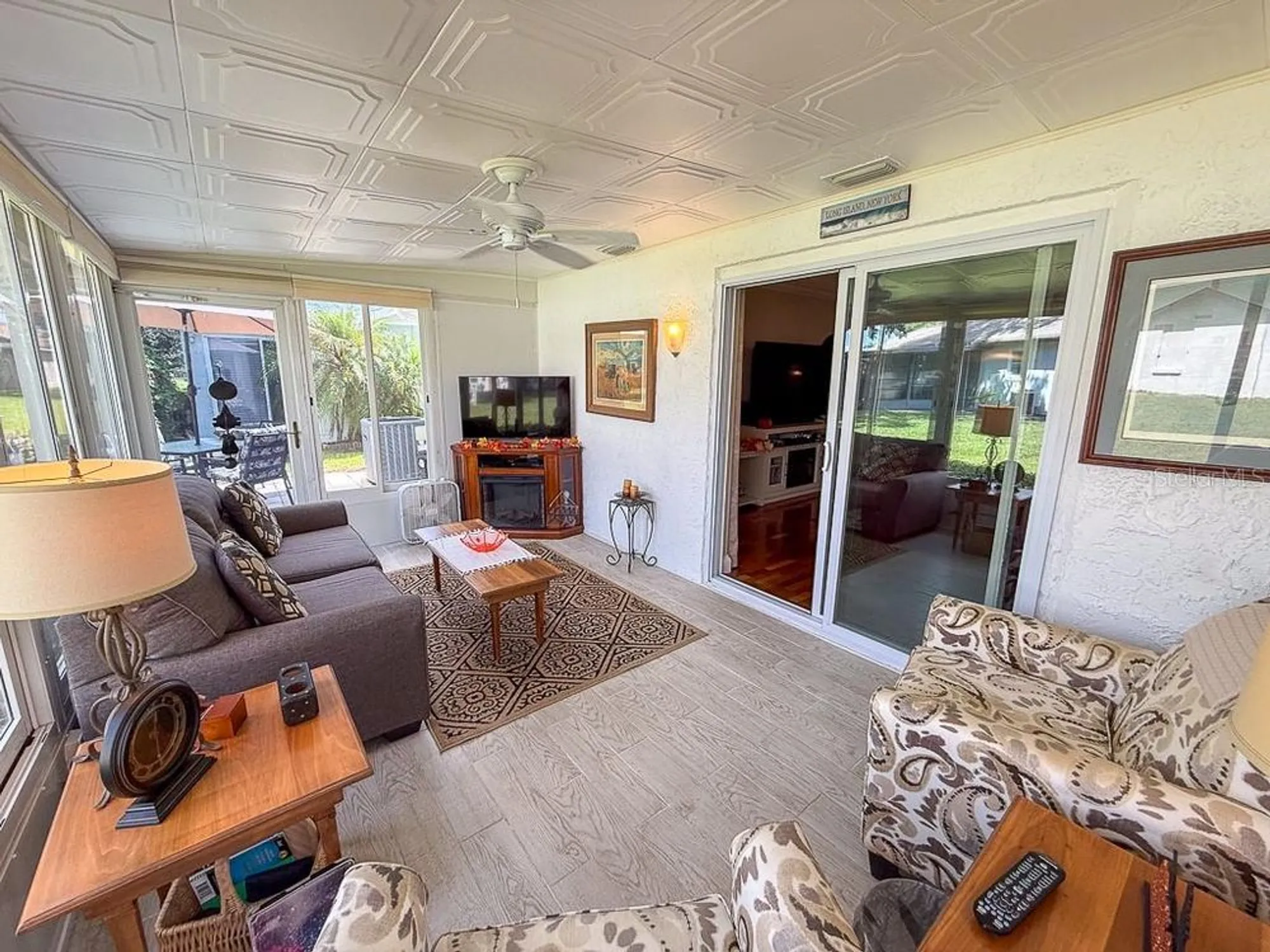 Property Slideshow image 35 of 58 | 3273 mcmath dr, Palm Harbor, FL, 34684