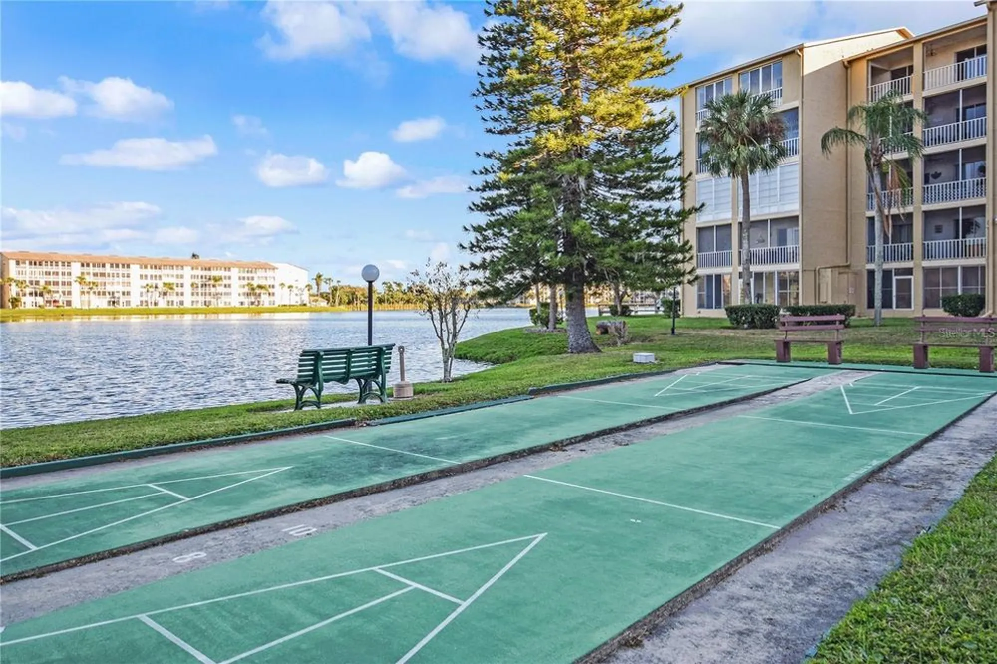 Property Slideshow image 39 of 43 | 3617 lake bayshore dr j-401, Bradenton, FL, 34205