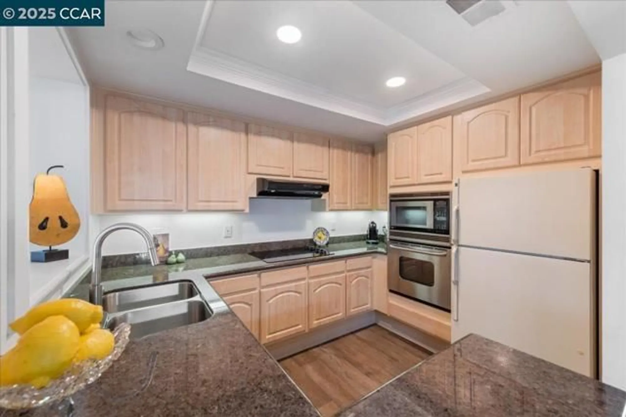 Property Slideshow image 12 of 60 | 1317 canyonwood ct 4, Walnut Creek, CA, 94595