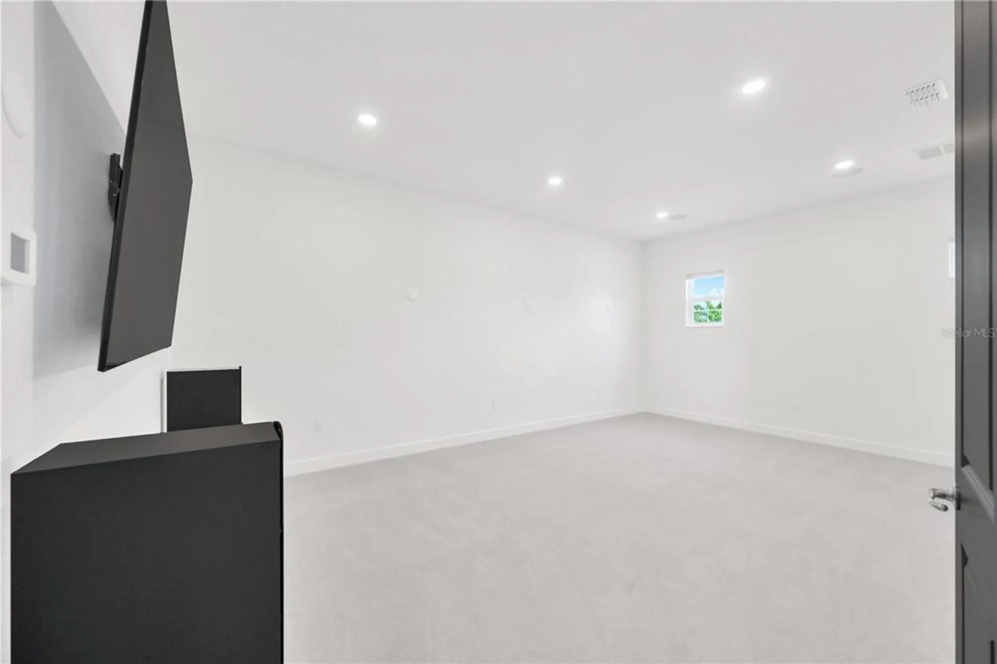 Property Slideshow image 55 of 59 | 832 manns harbor dr, Apollo Beach, FL, 33572