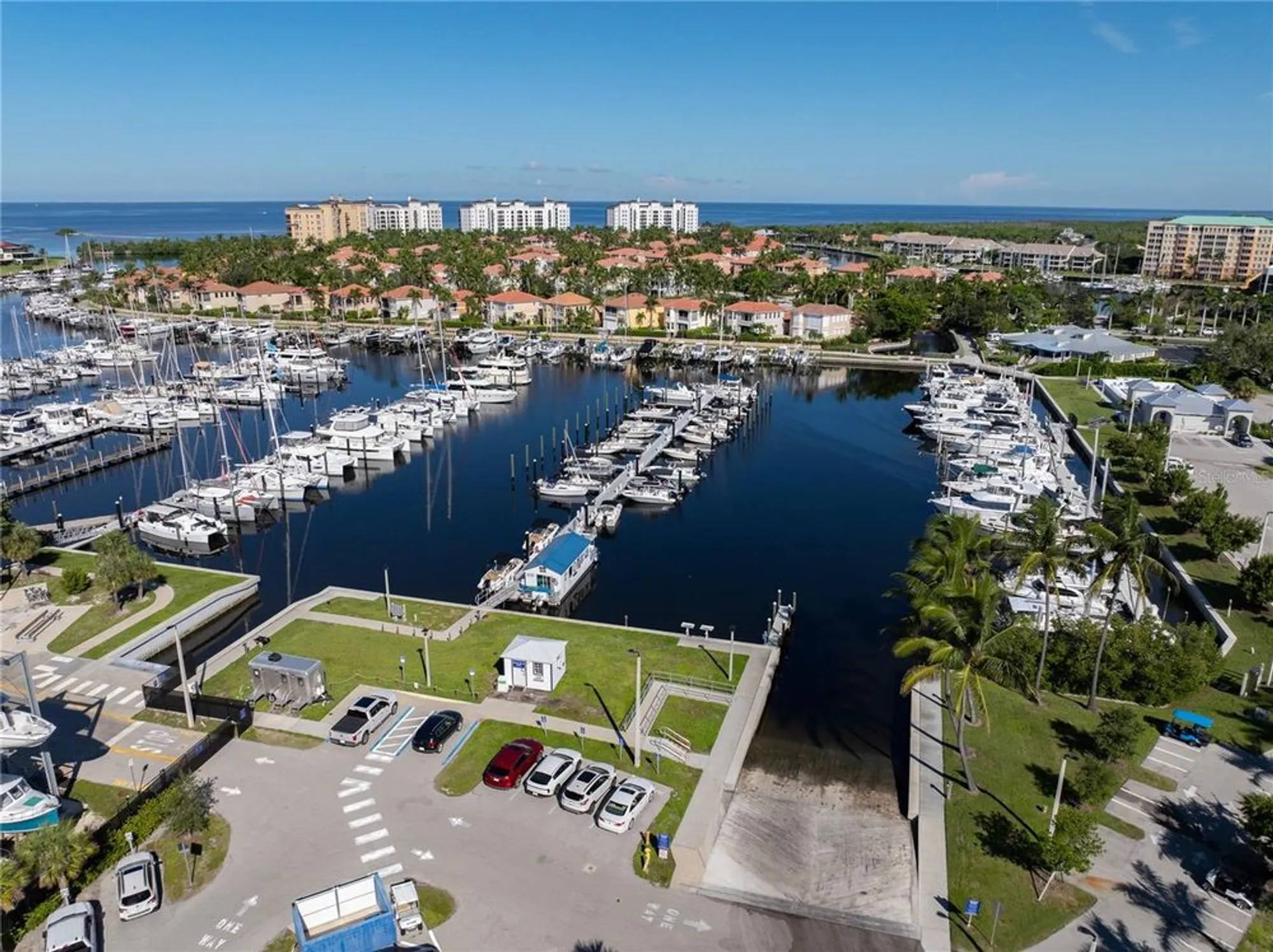 Property Slideshow image 21 of 58 | 112 islamorada blvd, Punta Gorda, FL, 33955