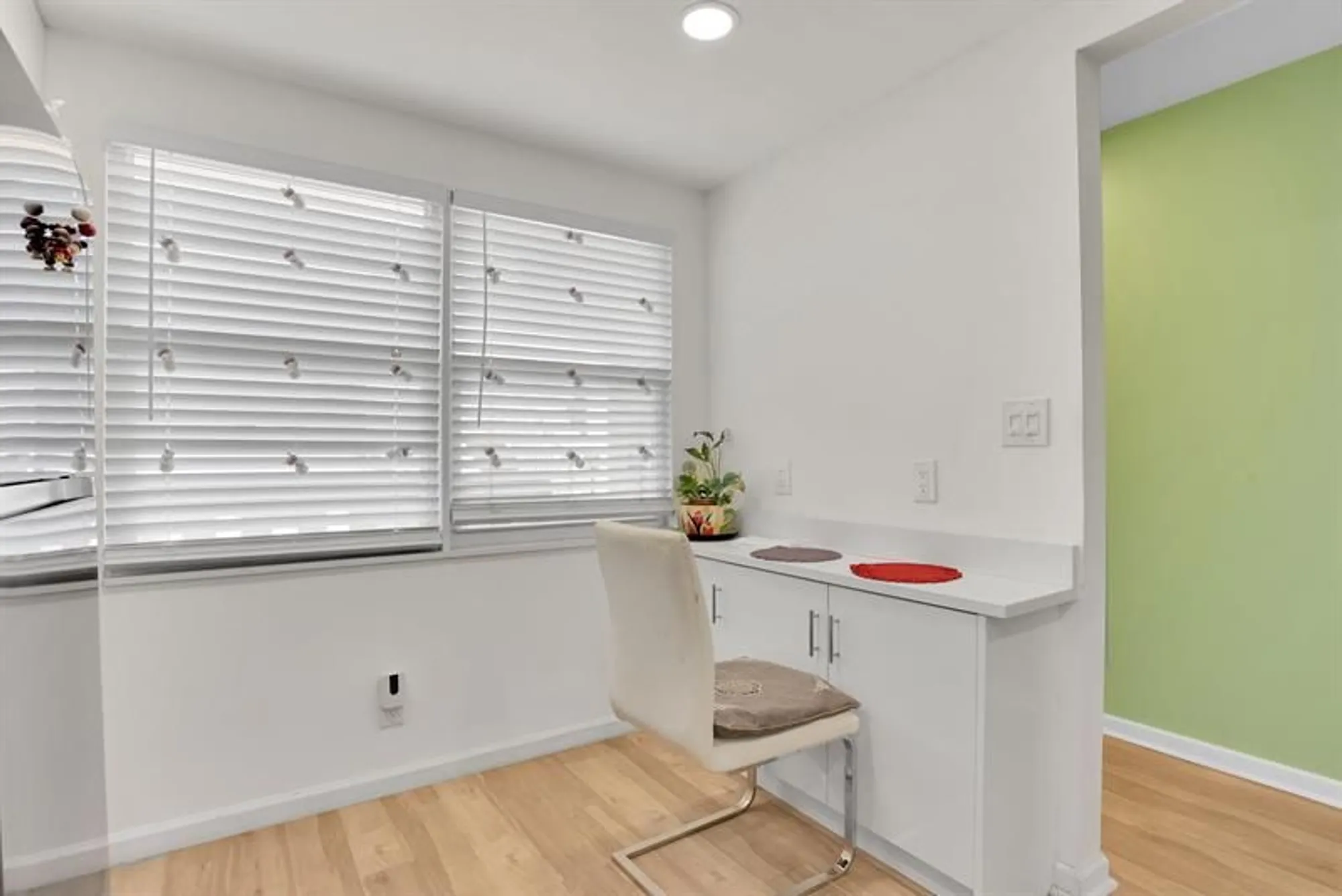 Property Slideshow image 5 of 32 | 4402 martinique ct l3, Coconut Creek, FL, 33066