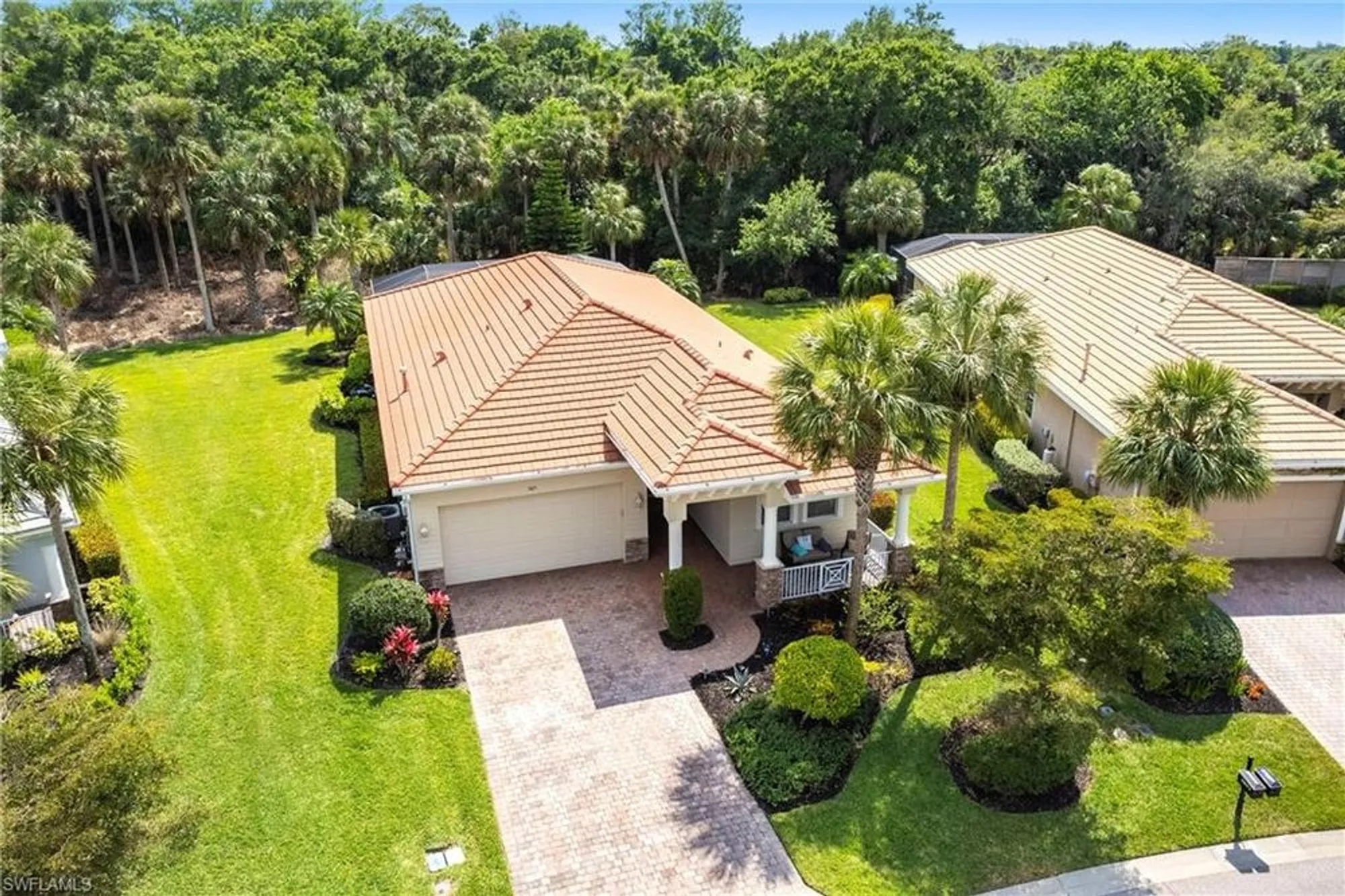 Property Slideshow image 38 of 49 | 3871 otter bend cir, Fort Myers, FL, 33905