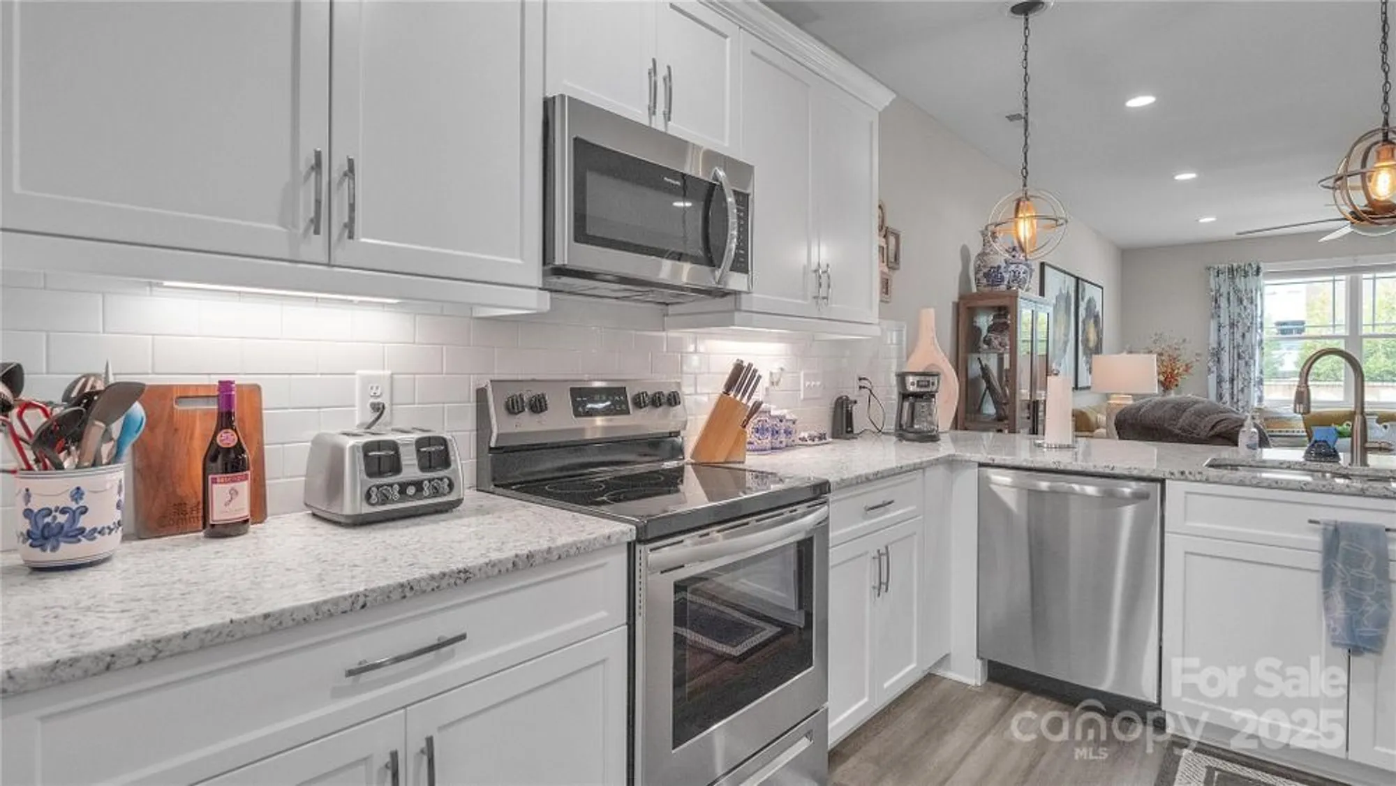 Property Slideshow image 14 of 44 | 1508 28th street ln se, Hickory, NC, 28602