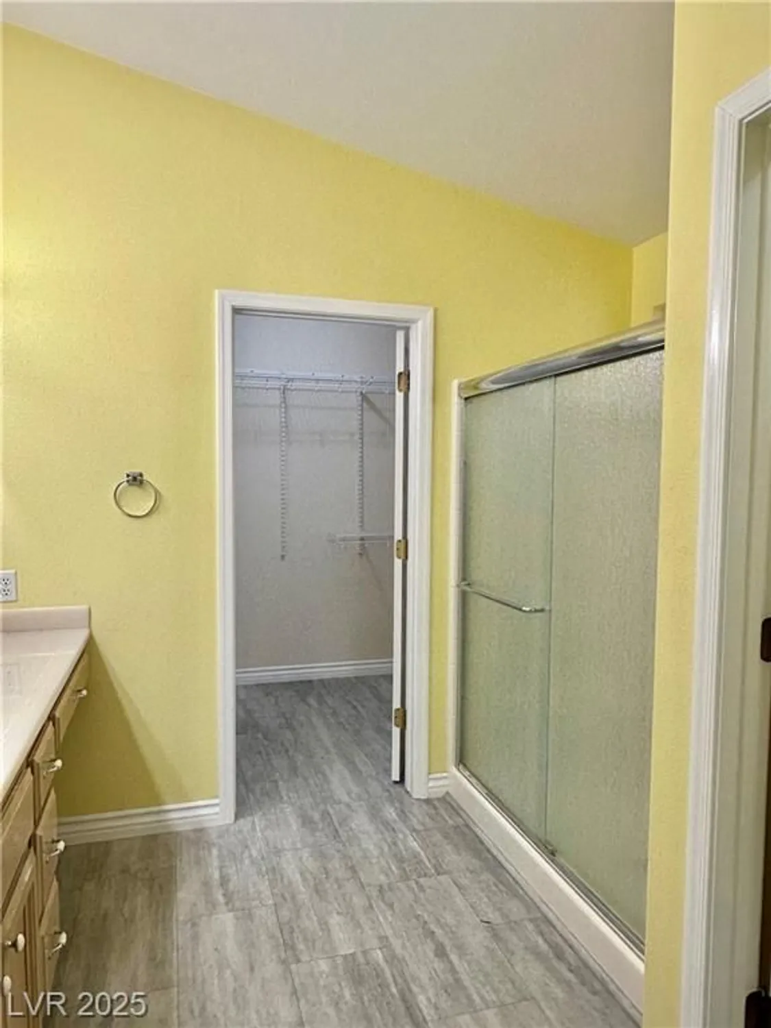 Property Slideshow image 18 of 26 | 466 edgefield ridge pl, Henderson, NV, 89012