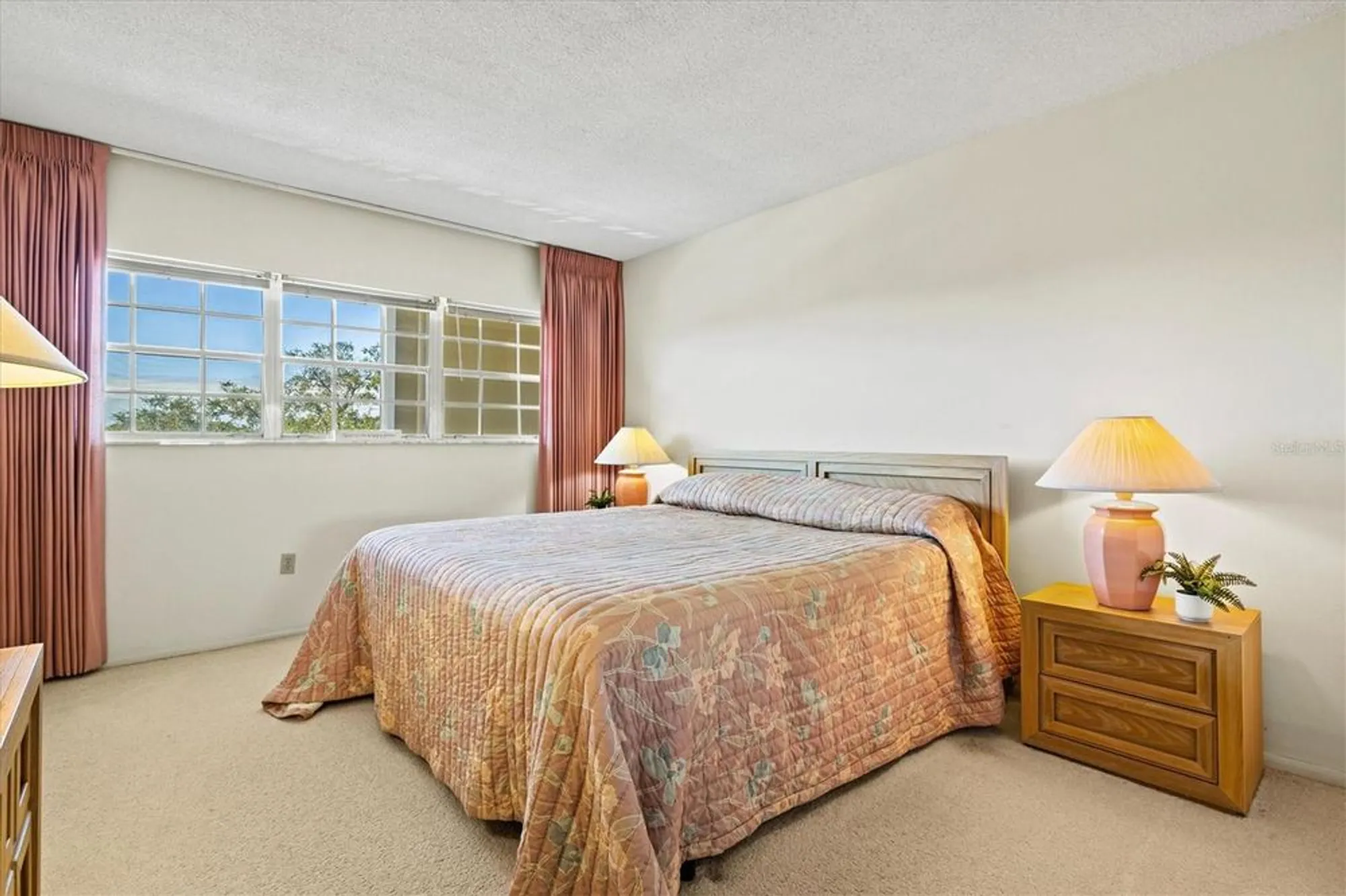 Property Slideshow image 36 of 82 | 7461 w country club dr 408, Sarasota, FL, 34243