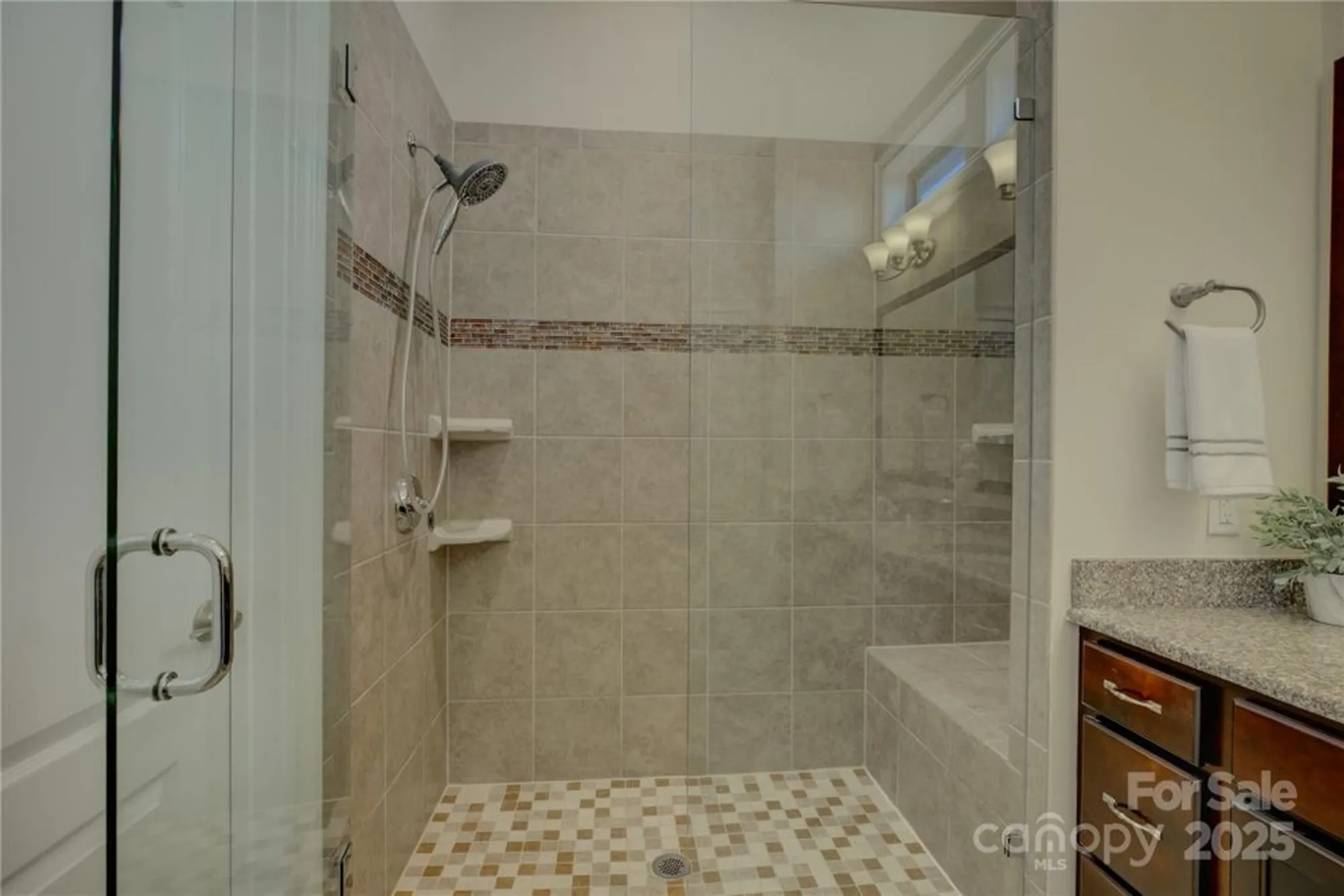 Property Slideshow image 28 of 48 | 15511 lake ridge rd, Charlotte, NC, 28278