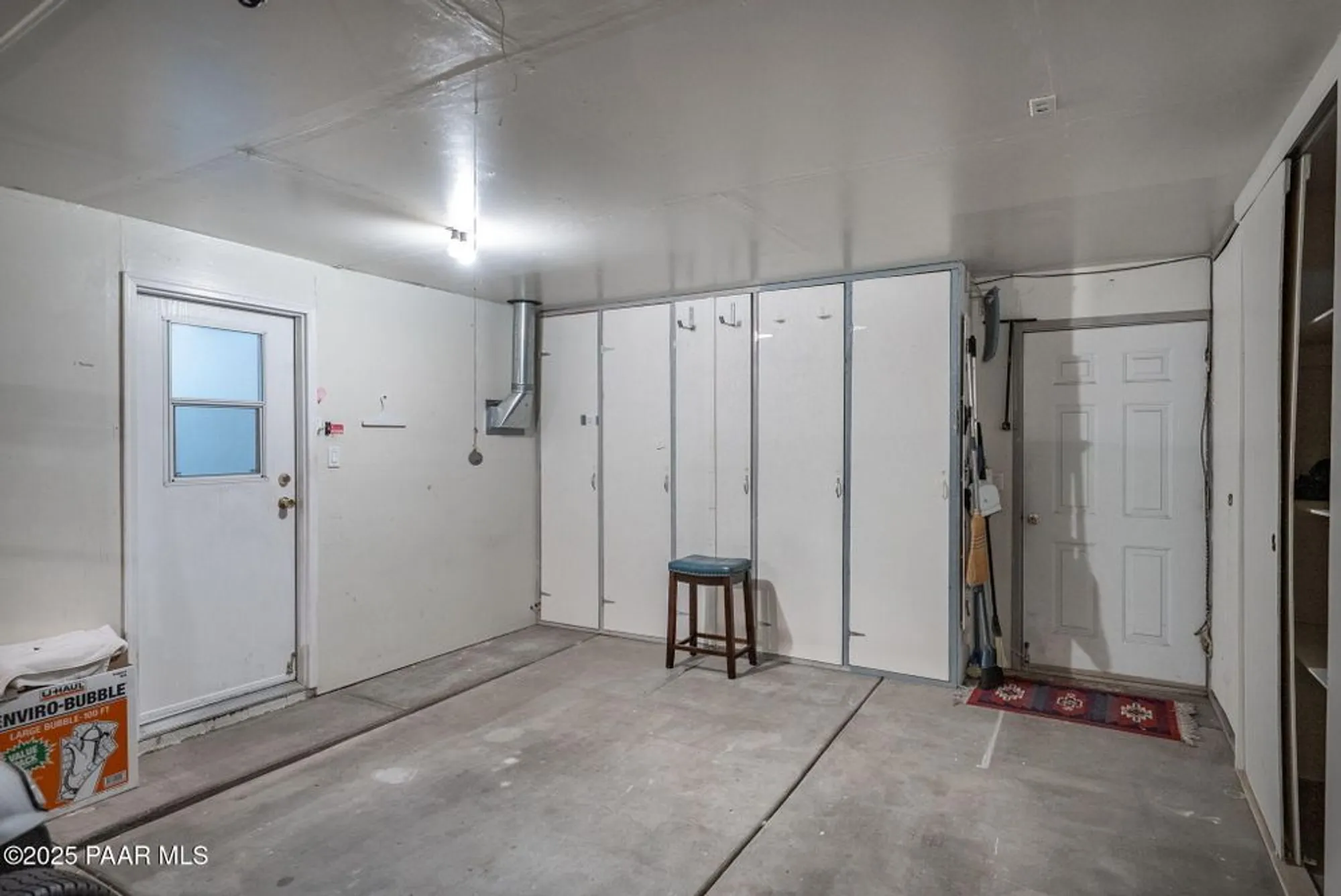 Property Slideshow image 19 of 24 | 624 n blue spruce dr, Dewey-Humboldt, AZ, 86327