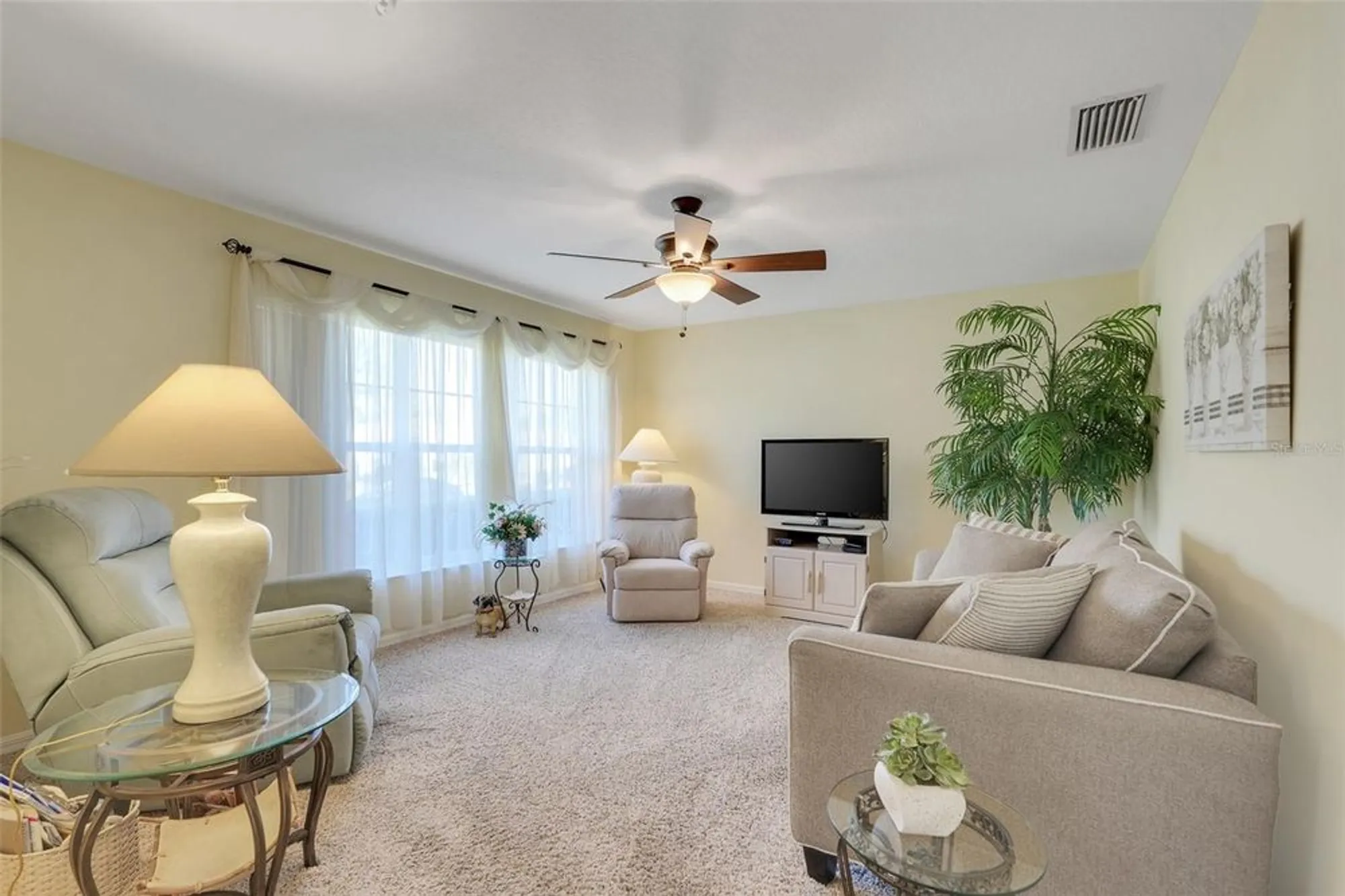Property Slideshow image 12 of 49 | 5304 fantasy way, Leesburg, FL, 34748