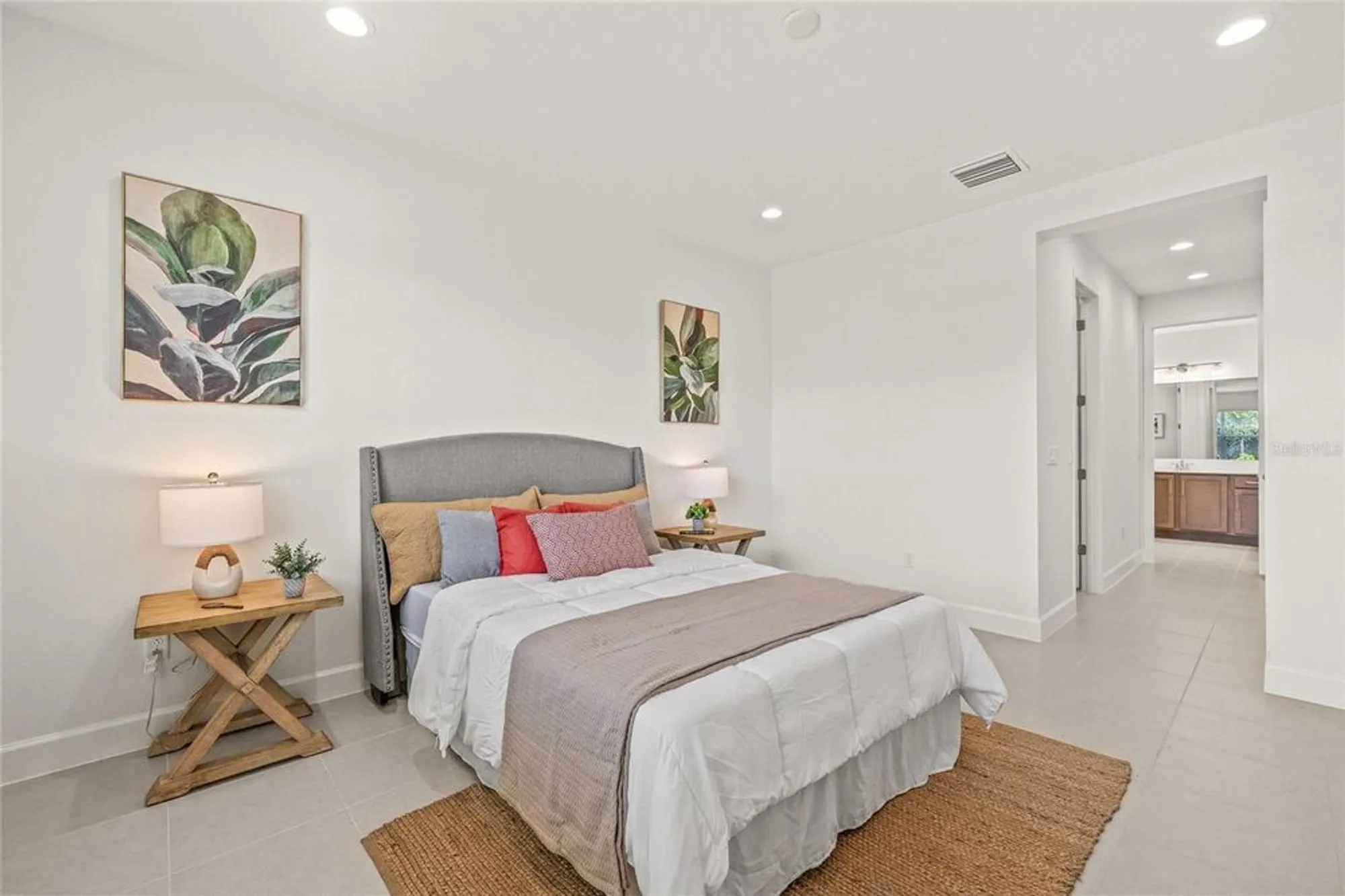 Property Slideshow image 27 of 47 | 32565 veneto pl, Wesley Chapel, FL, 33543