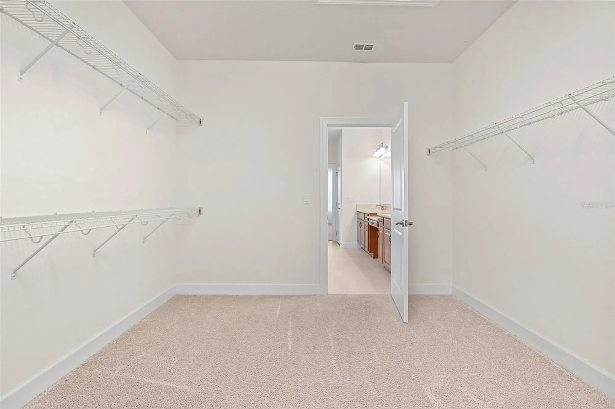 Property Slideshow image 16 of 56 | 1259 zeek ridge st, Clermont, FL, 34715