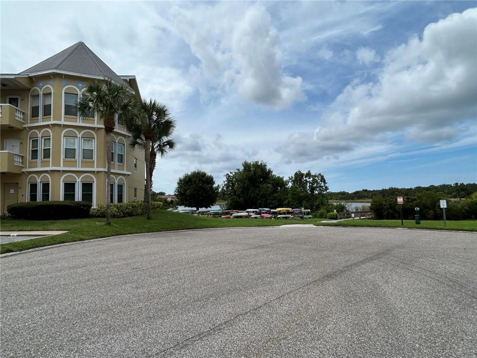 Property Slideshow image 32 of 34 | 2221 norwegian dr 57, Clearwater, FL, 33763