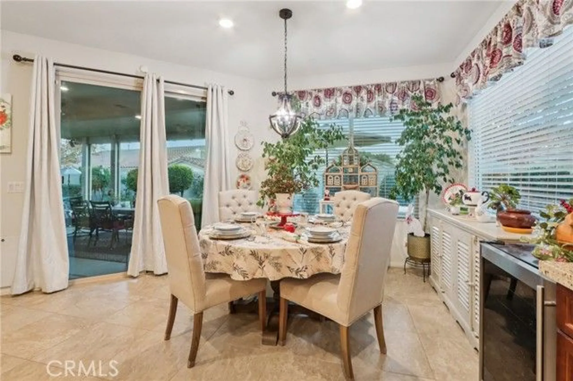 Property Slideshow image 23 of 75 | 1639 via simpatico, Hemet, CA, 92545