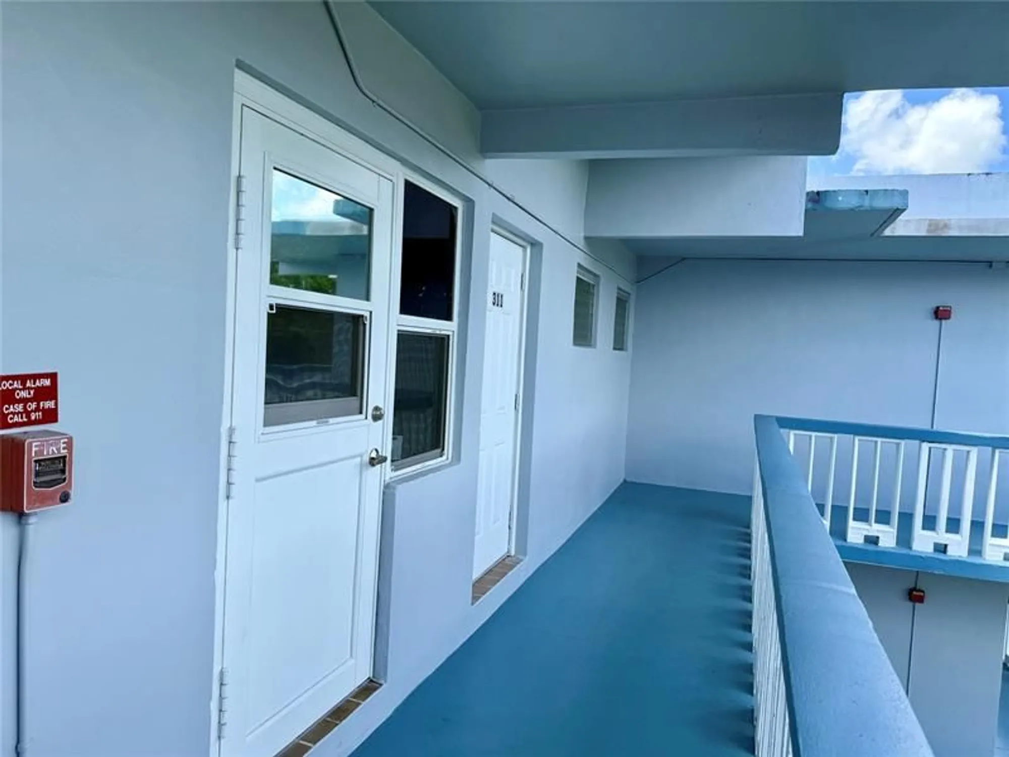 Property Slideshow image 17 of 49 | 2300 park ln 311, Hollywood, FL, 33021