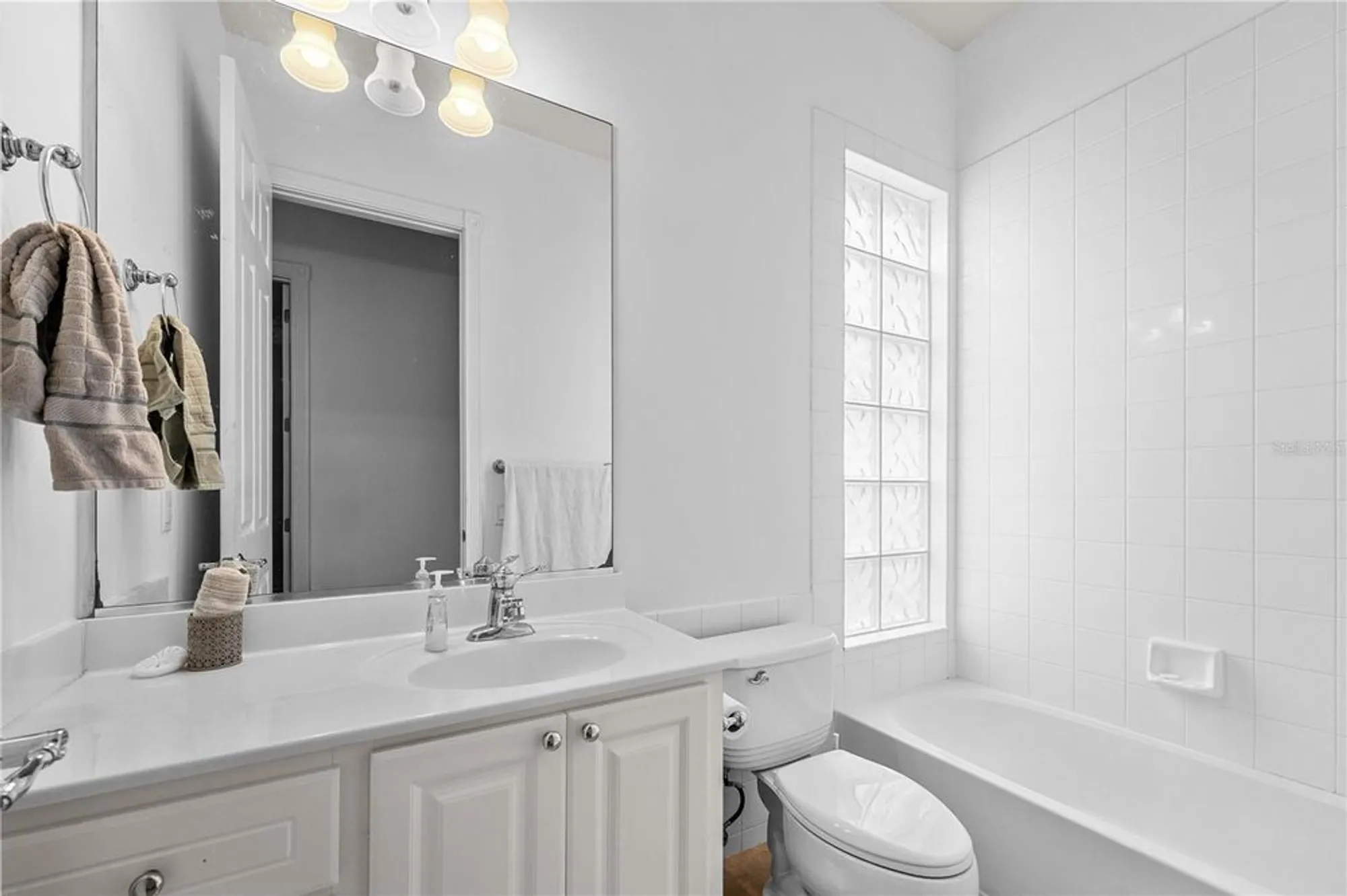 Property Slideshow image 50 of 79 | 12021 jewel fish ln, Orlando, FL, 32827