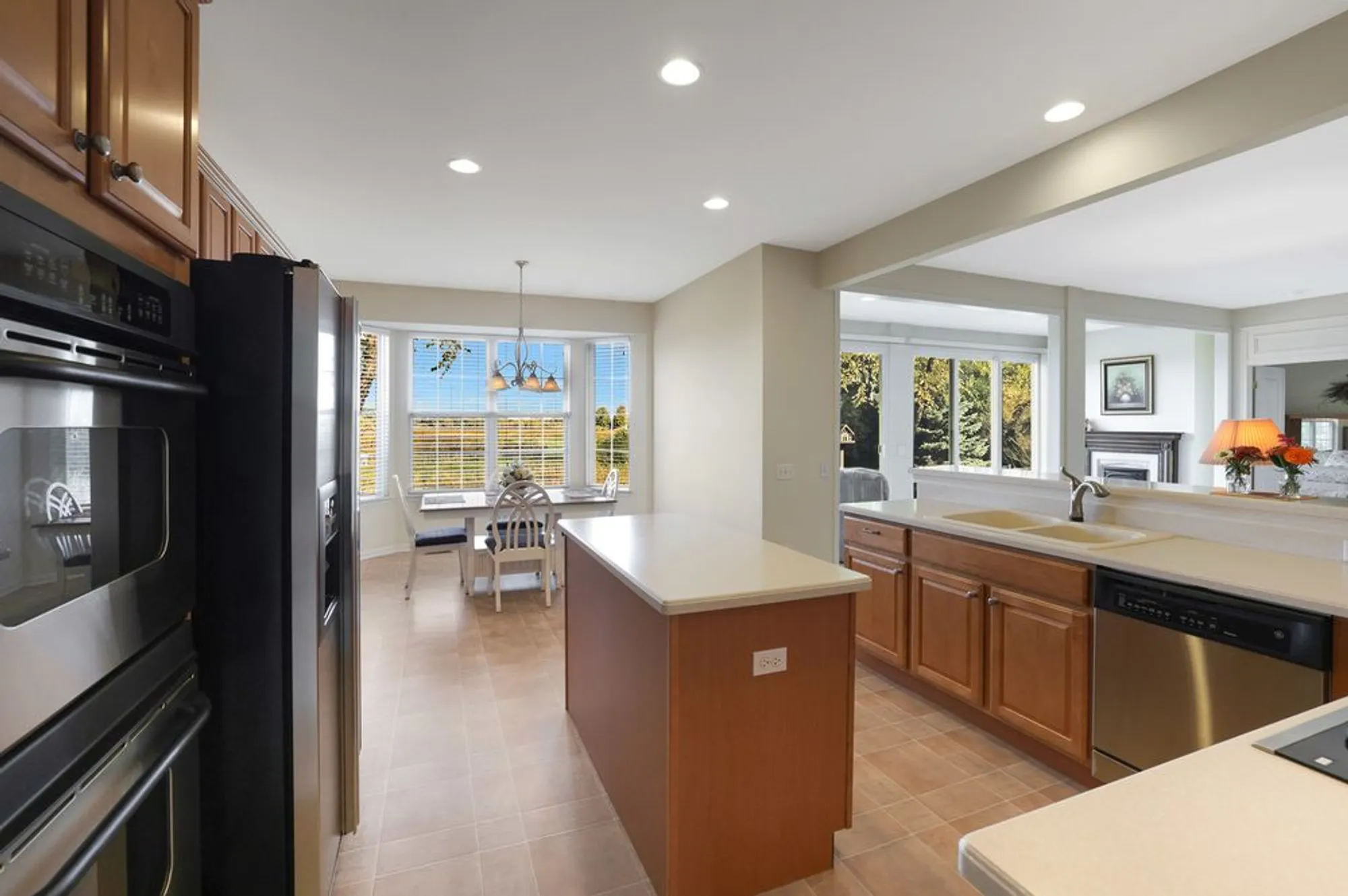 Property Slideshow image 9 of 43 | 12770 timber creek dr, Huntley, IL, 60142