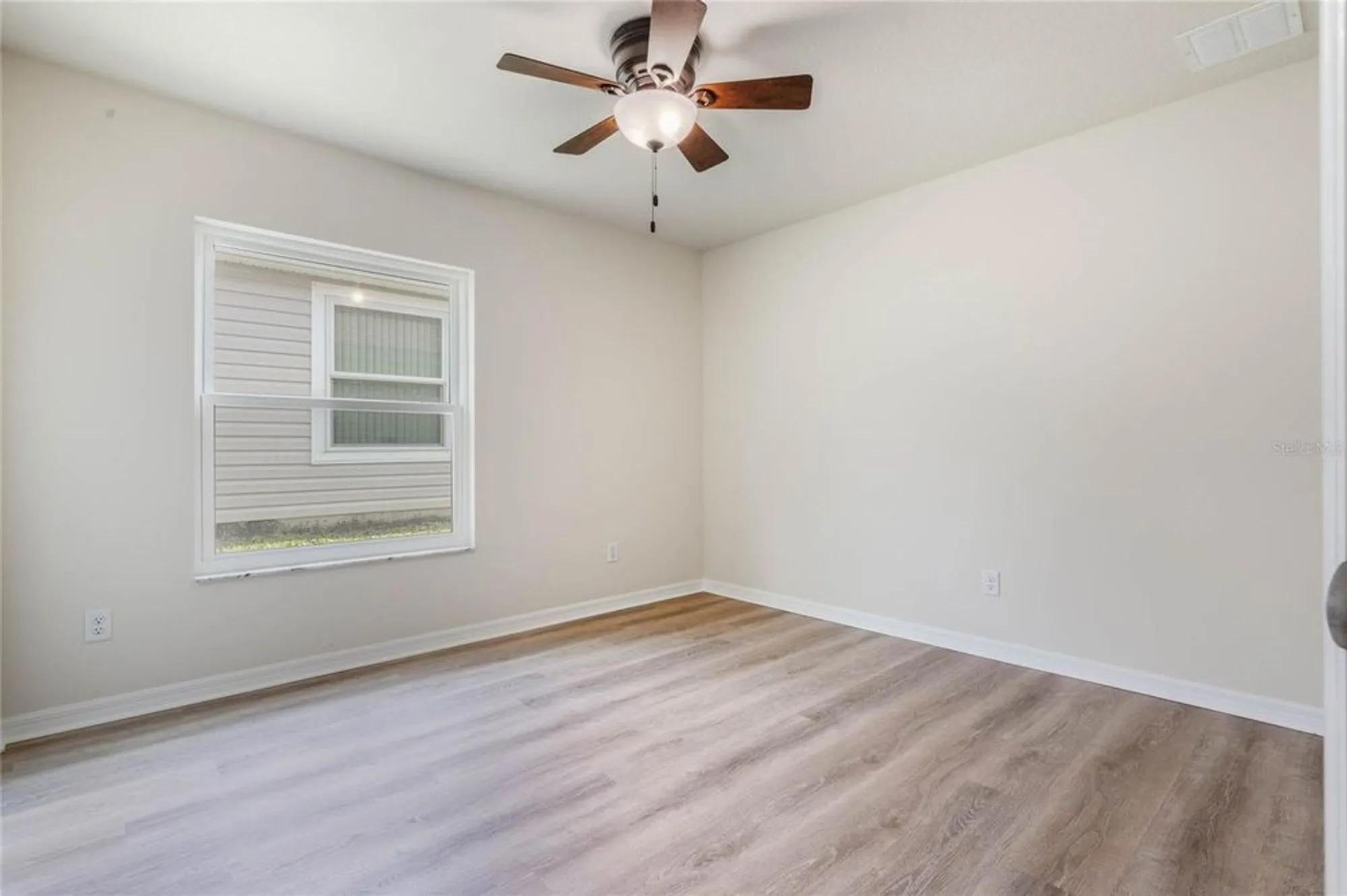 Property Slideshow image 26 of 37 | 24801 cranes roost cir, Leesburg, FL, 34748