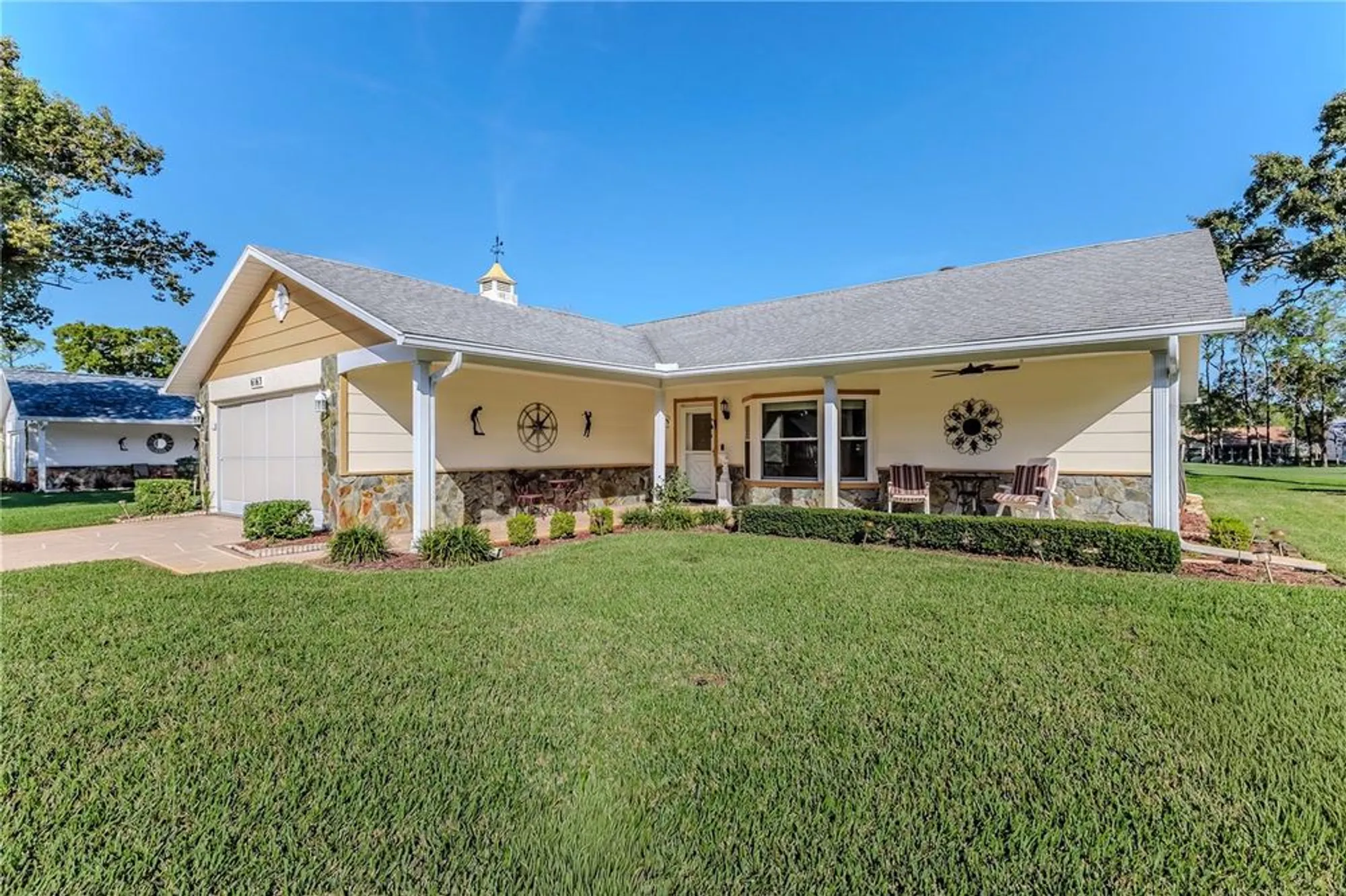 Property Slideshow image 6 of 73 | 6163 spyglass ct, Spring Hill, FL, 34606