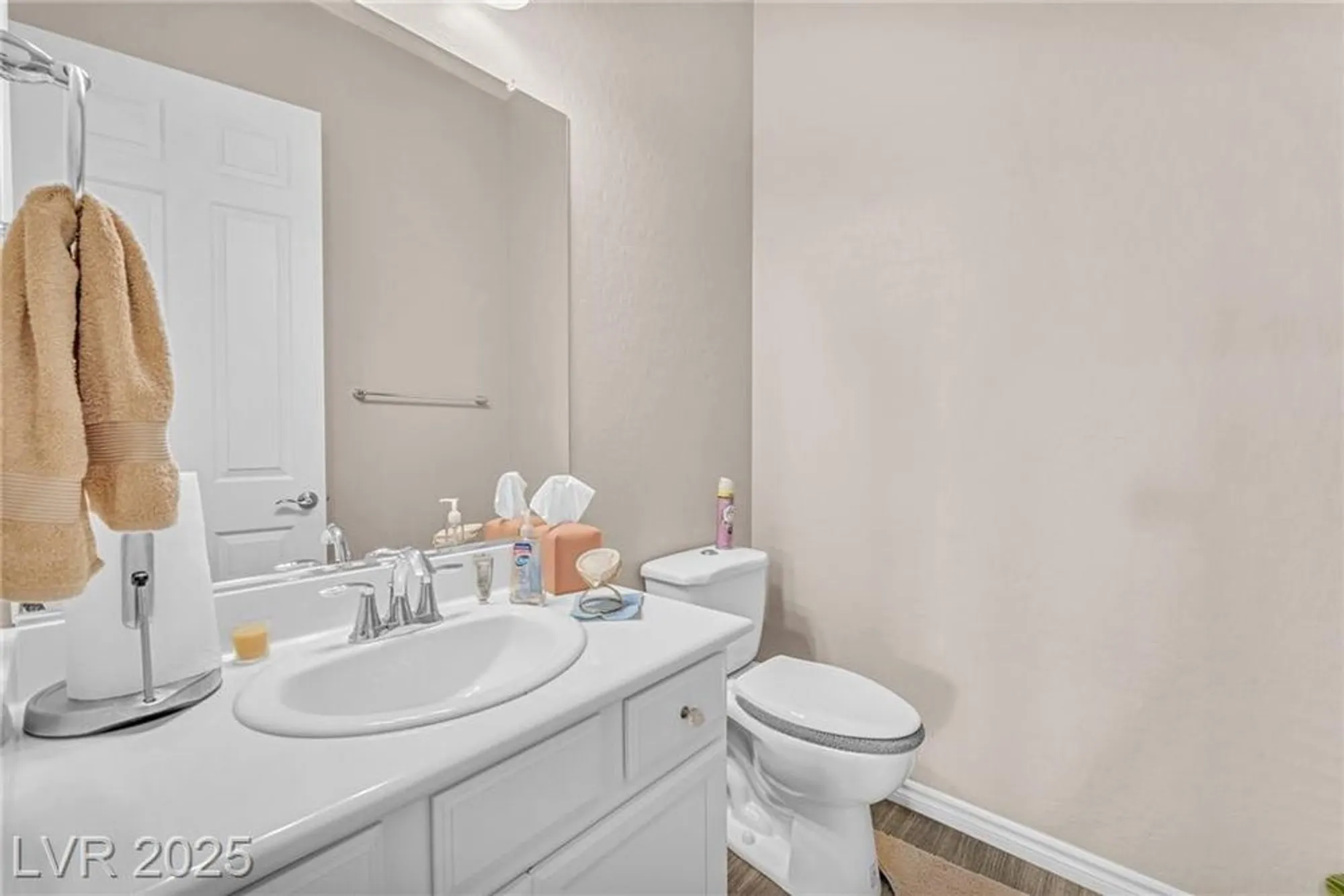 Property Slideshow image 20 of 49 | 755 merry maple st, Henderson, NV, 89011