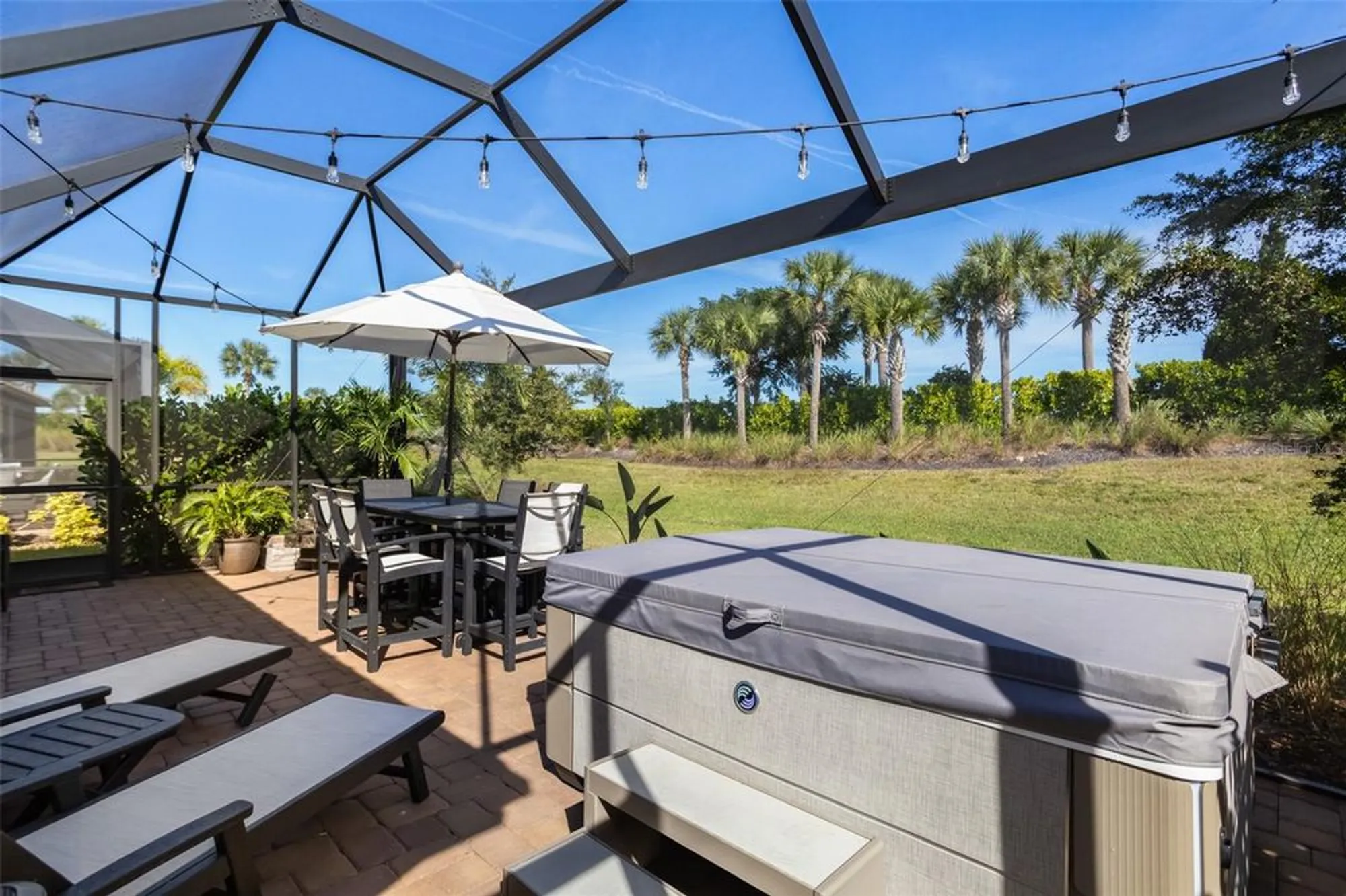 Property Slideshow image 35 of 53 | 12416 parigi way, Sarasota, FL, 34238