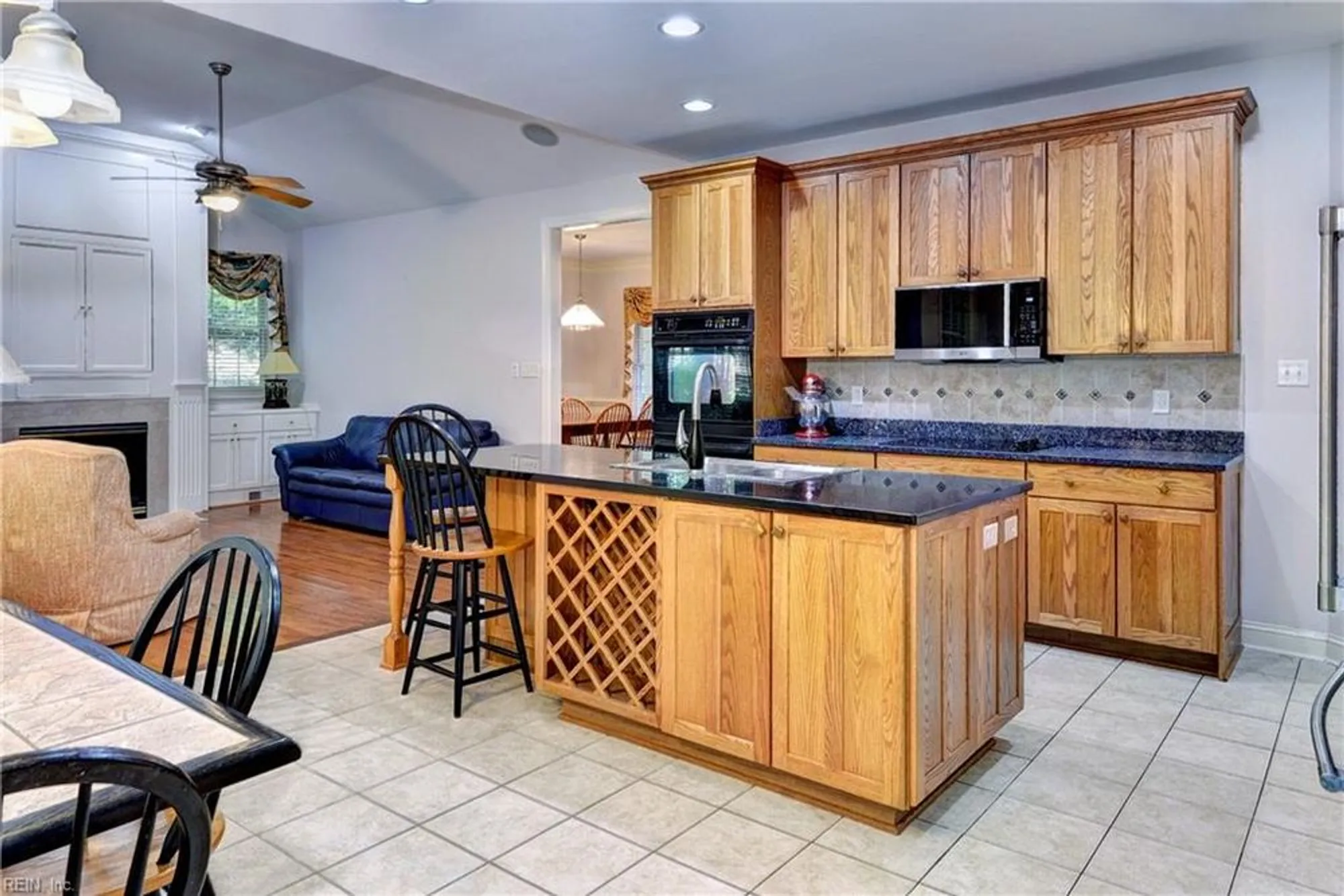 Property Slideshow image 9 of 47 | 108 aberdeen, Williamsburg, VA, 23188