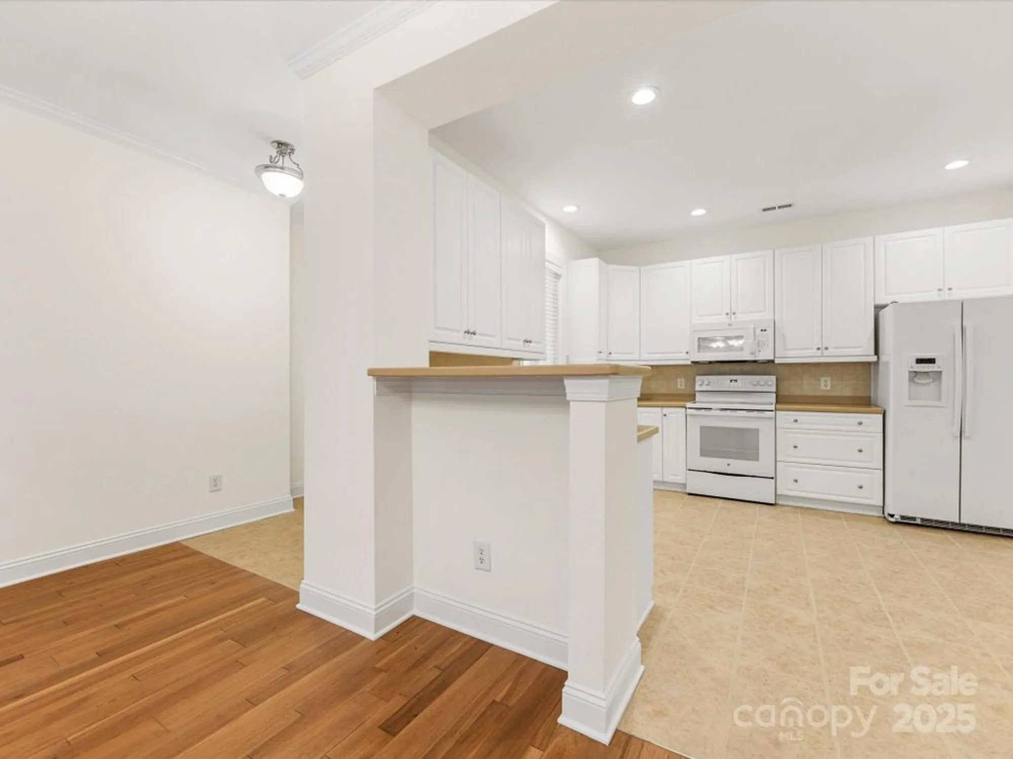 Property Slideshow image 17 of 47 | 2963 bellasera way, Matthews, NC, 28105