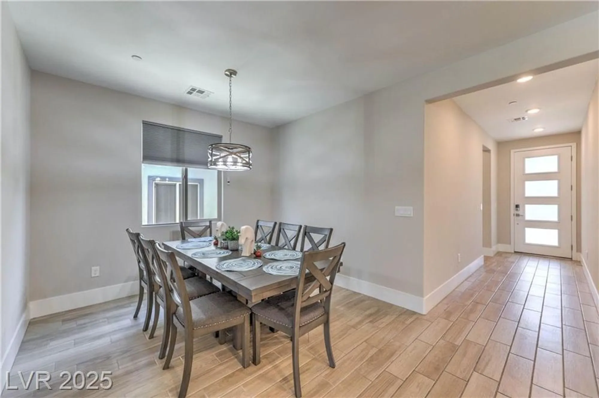 Property Slideshow image 24 of 52 | 9584 sard ln, Las Vegas, NV, 89143