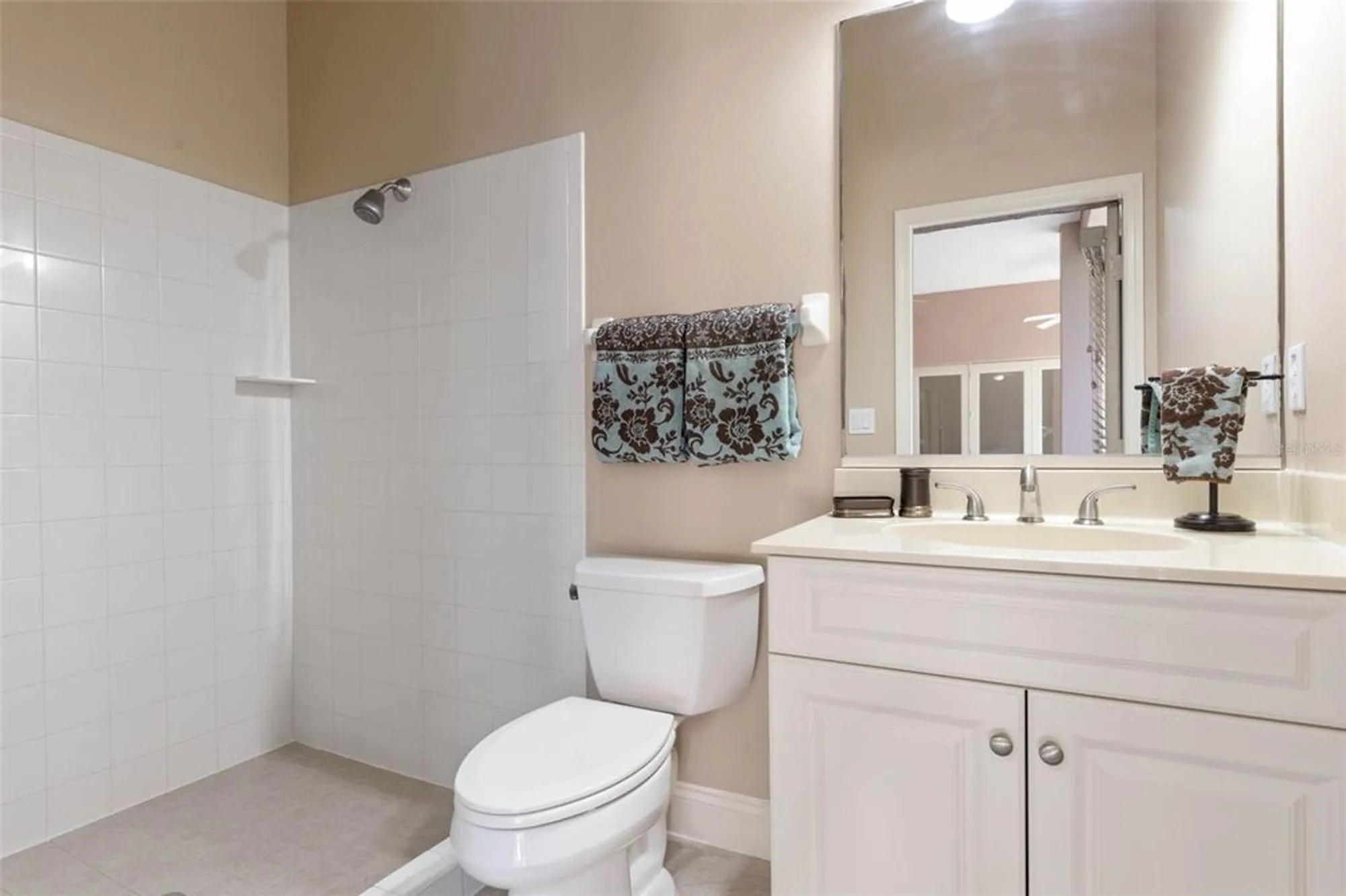 Property Slideshow image 46 of 89 | 3404 rexford cir, Ormond Beach, FL, 32174