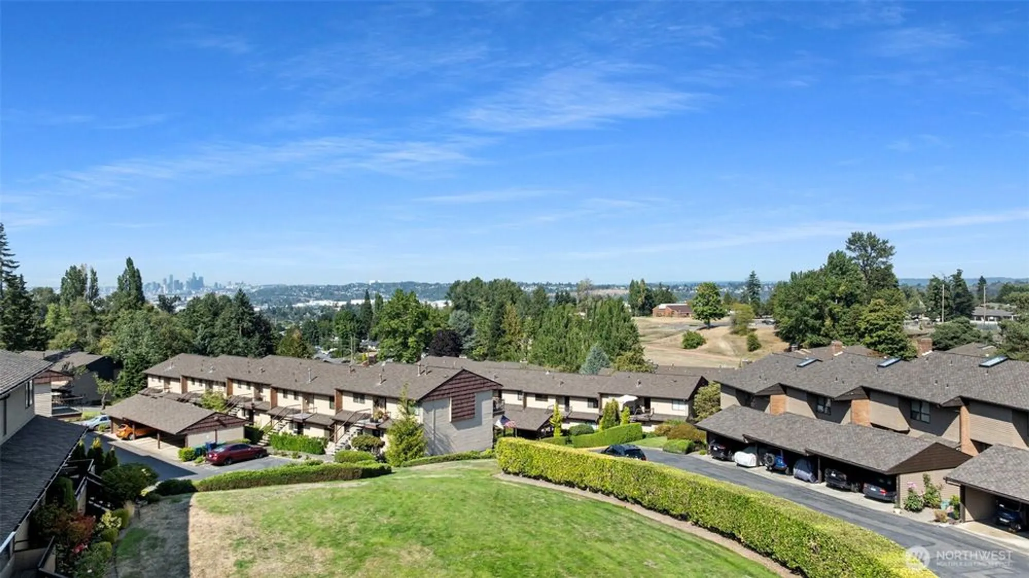 Property Slideshow image 33 of 40 | 10749 glen acres dr s # 10749s, Seattle, WA, 98168