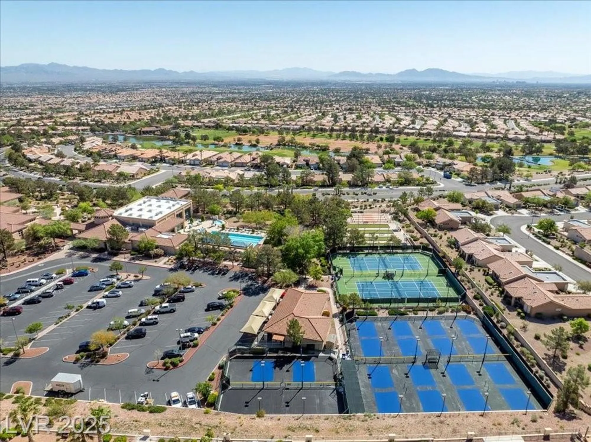 Property Slideshow image 38 of 49 | 2908 laverton dr, Las Vegas, NV, 89134