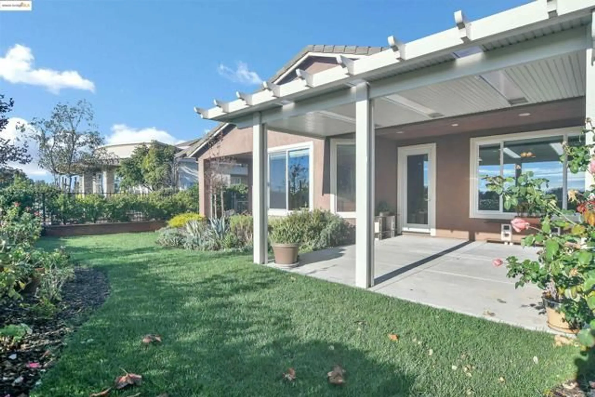 Property Slideshow image 33 of 38 | 353 desert forest ct, Rio Vista, CA, 94571