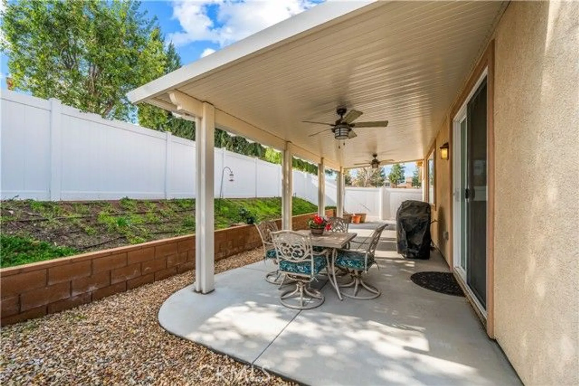 Property Slideshow image 32 of 45 | 26519 rim creek path, Menifee, CA, 92584