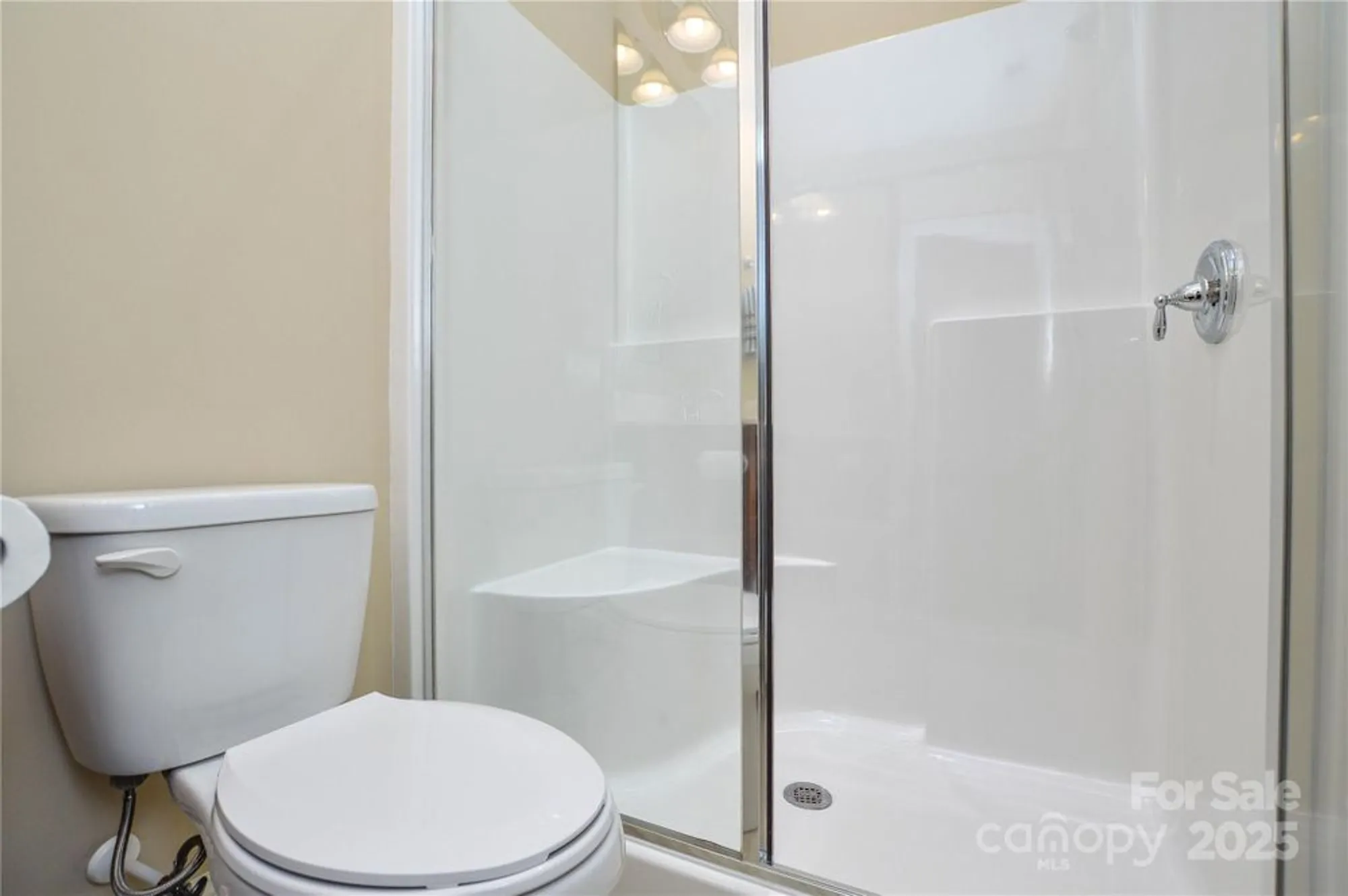 Property Slideshow image 17 of 20 | 11607 meetinghouse dr, Cornelius, NC, 28031