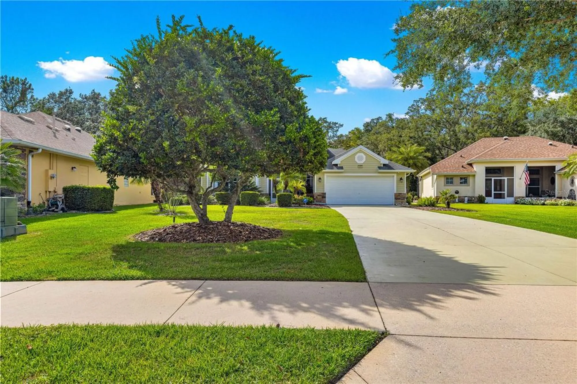Property Slideshow image 4 of 59 | 8045 waterbury way, Mount Dora, FL, 32757