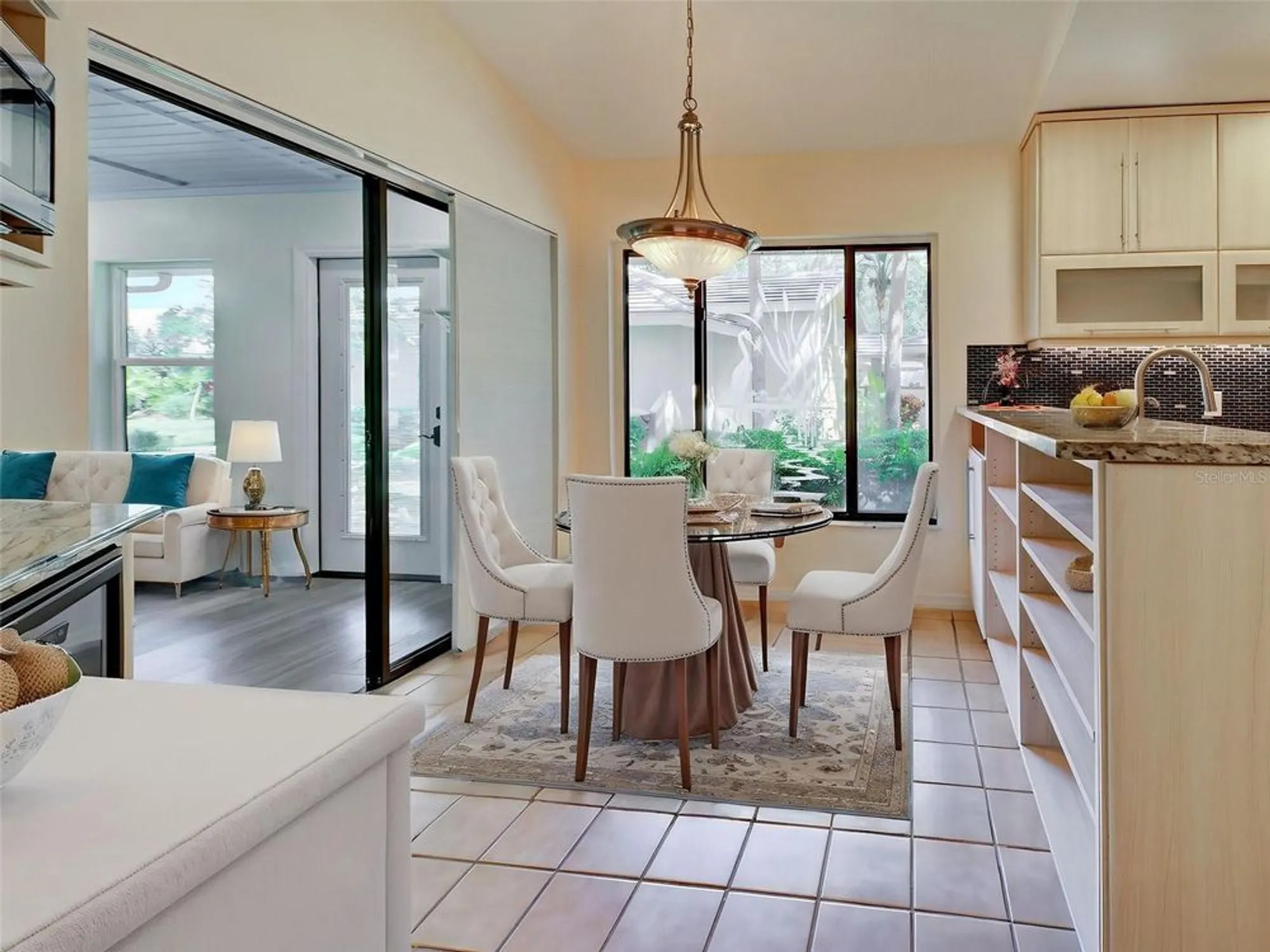 Property Slideshow image 16 of 68 | 263 southampton dr # 301, Venice, FL, 34293