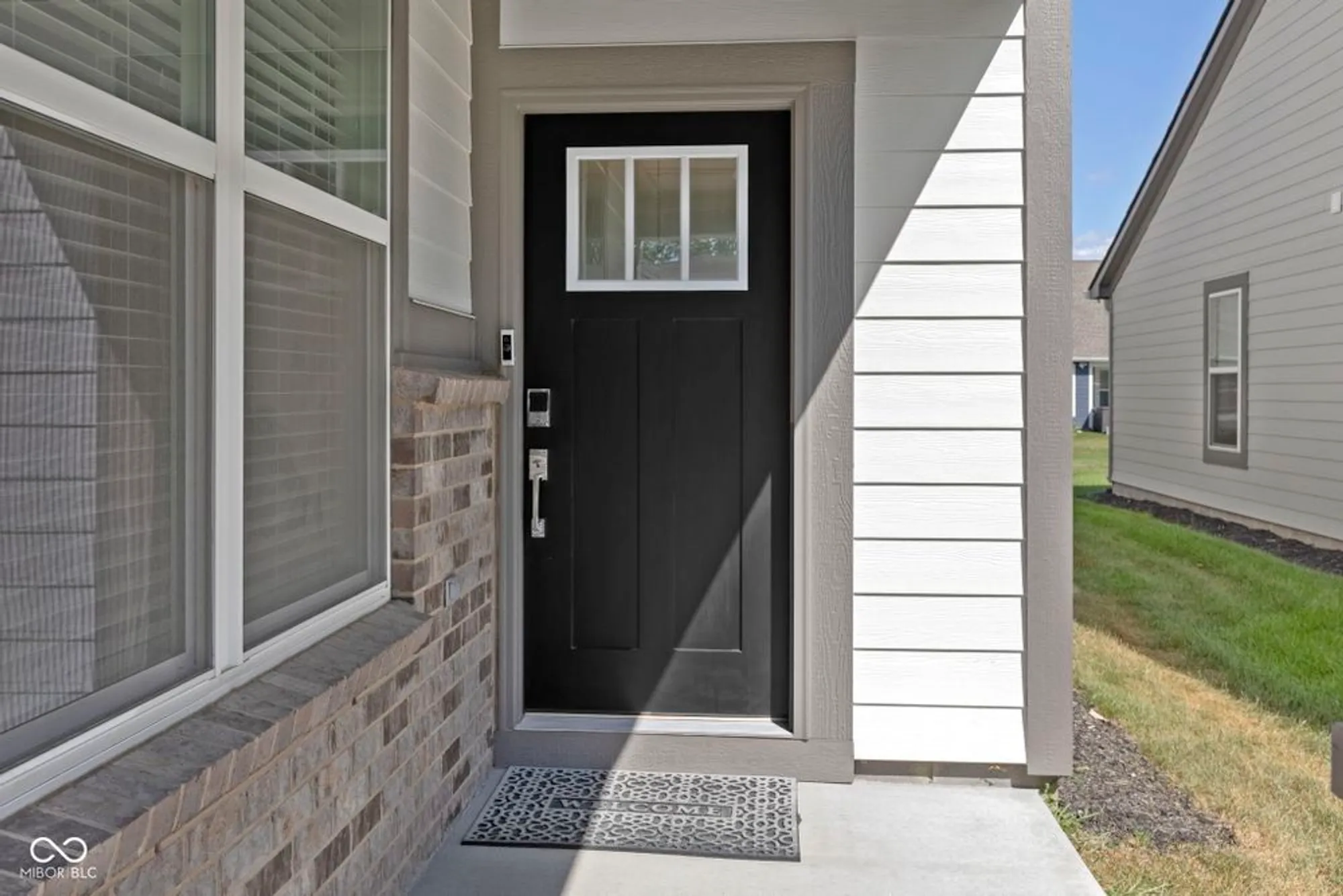 Property Slideshow image 4 of 40 | 335 ehrlich ln, Westfield, IN, 46074