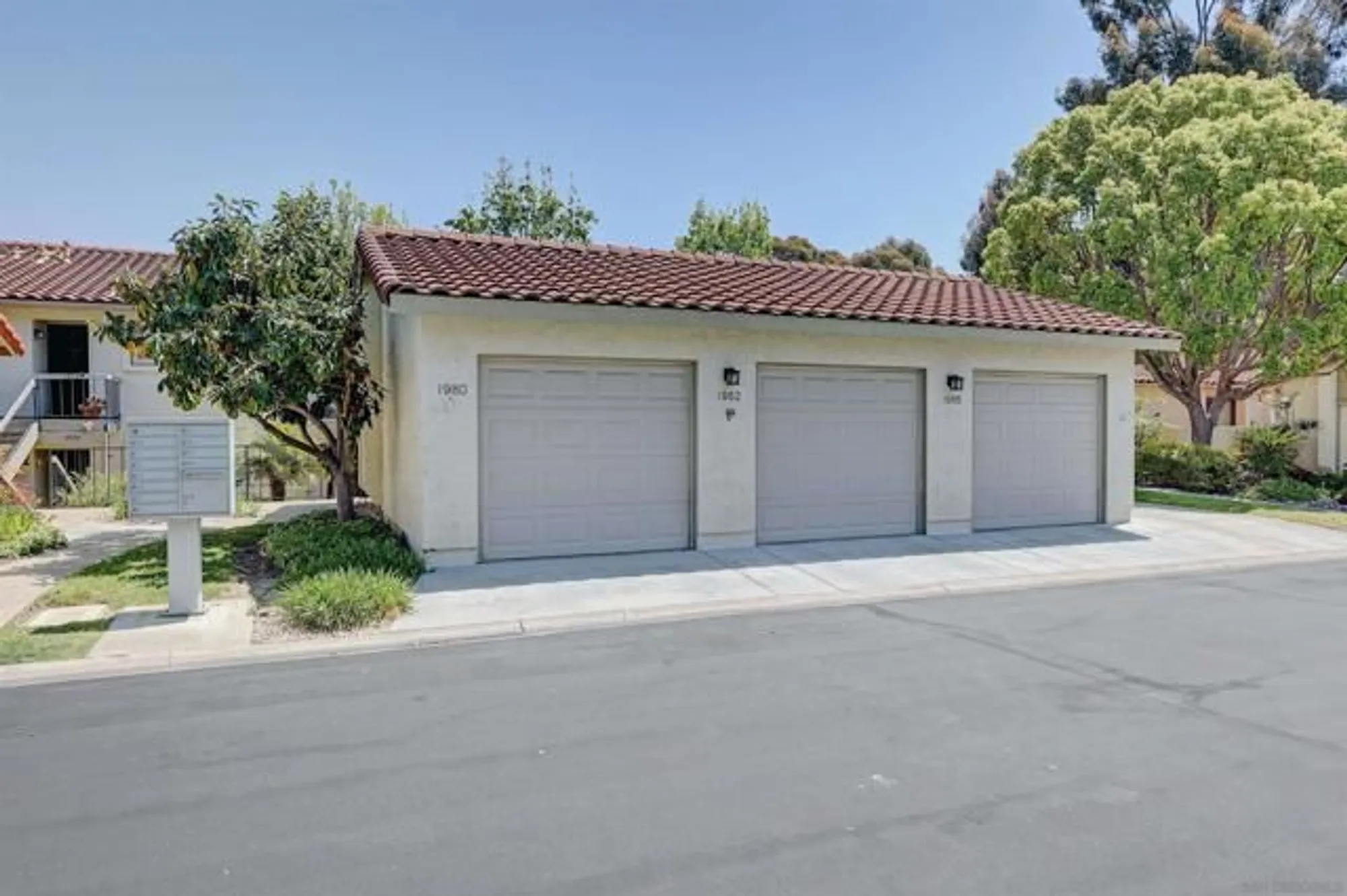 Property Slideshow image 39 of 48 | 1982 fairlee dr, Encinitas, CA, 92024