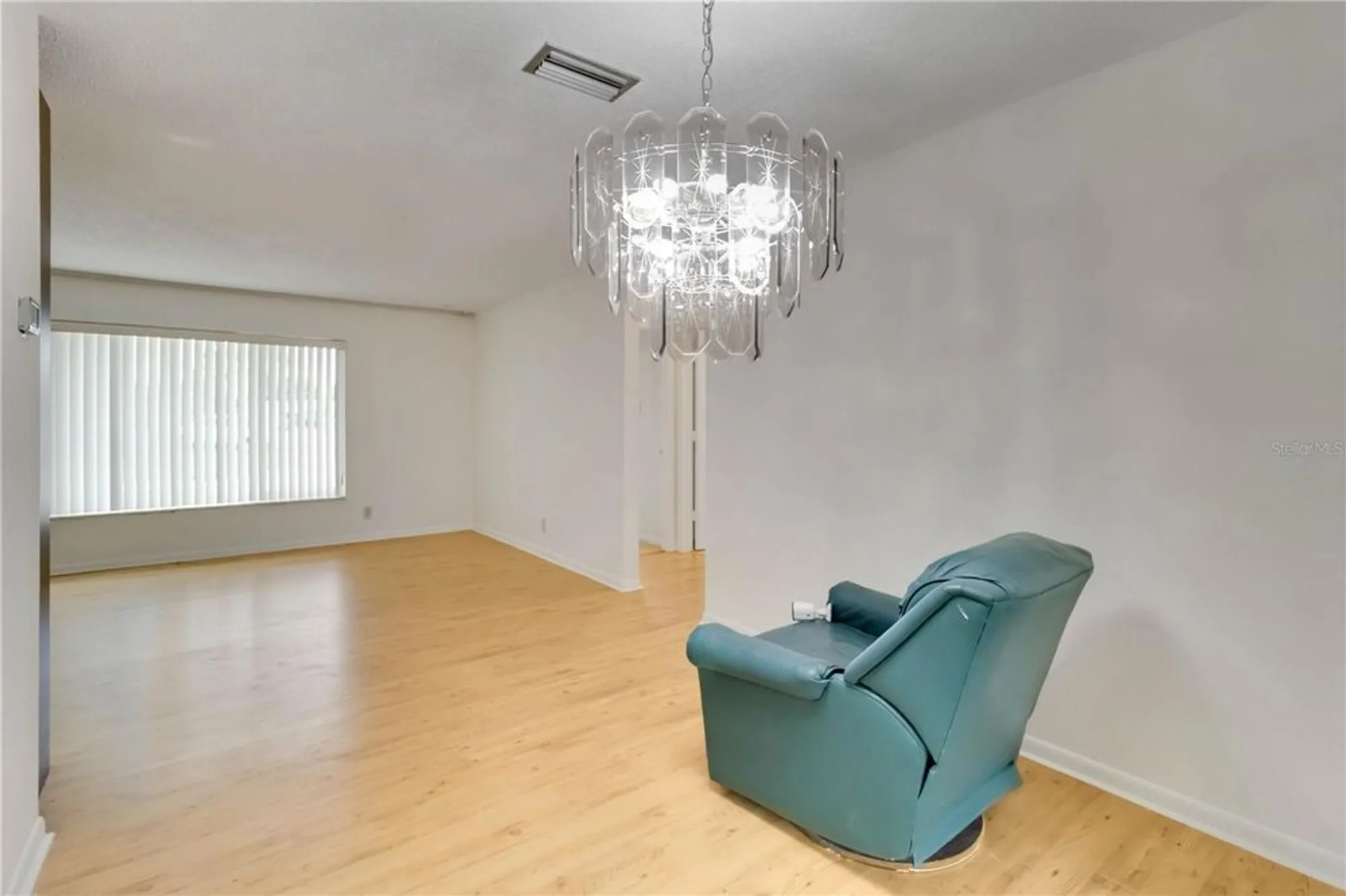 Property Slideshow image 9 of 57 | 735 nw 73rd ter, Margate, FL, 33063