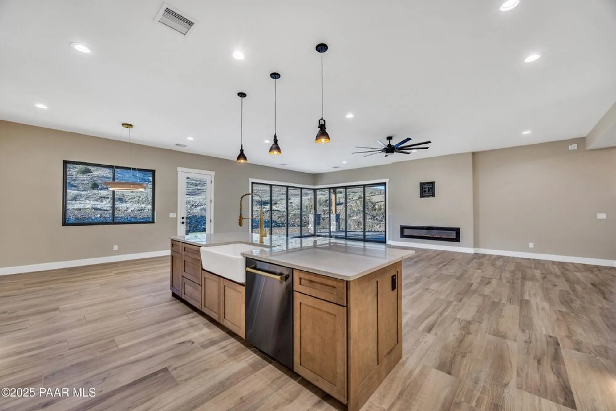 Property Slideshow image 11 of 60 | 4701 sharp shooter way, Prescott, AZ, 86301